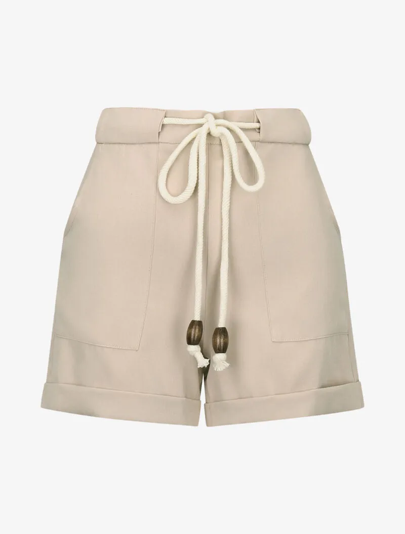 Short à grandes poches plaquées - beige