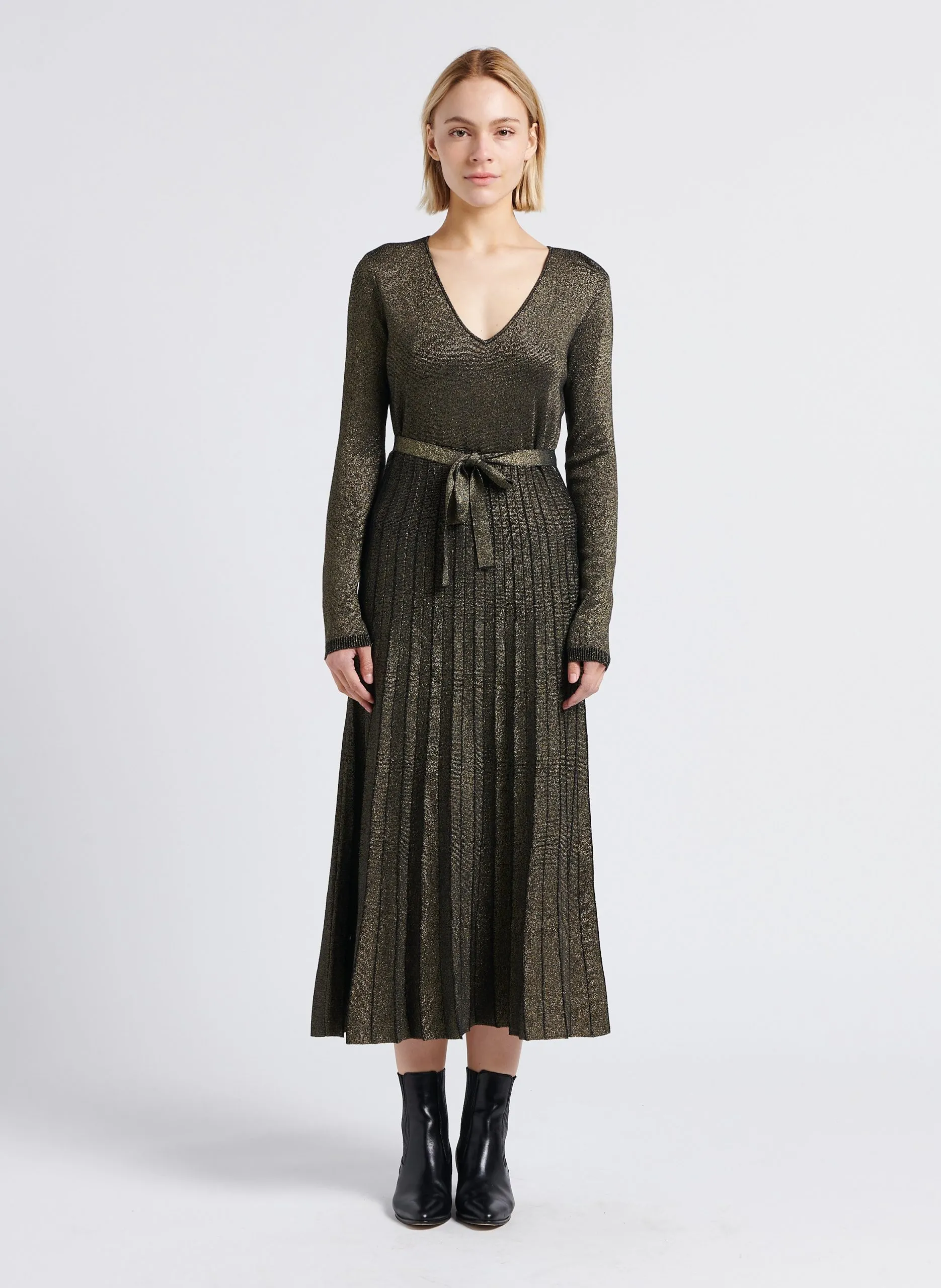 Robe ajustée encolure V Noir