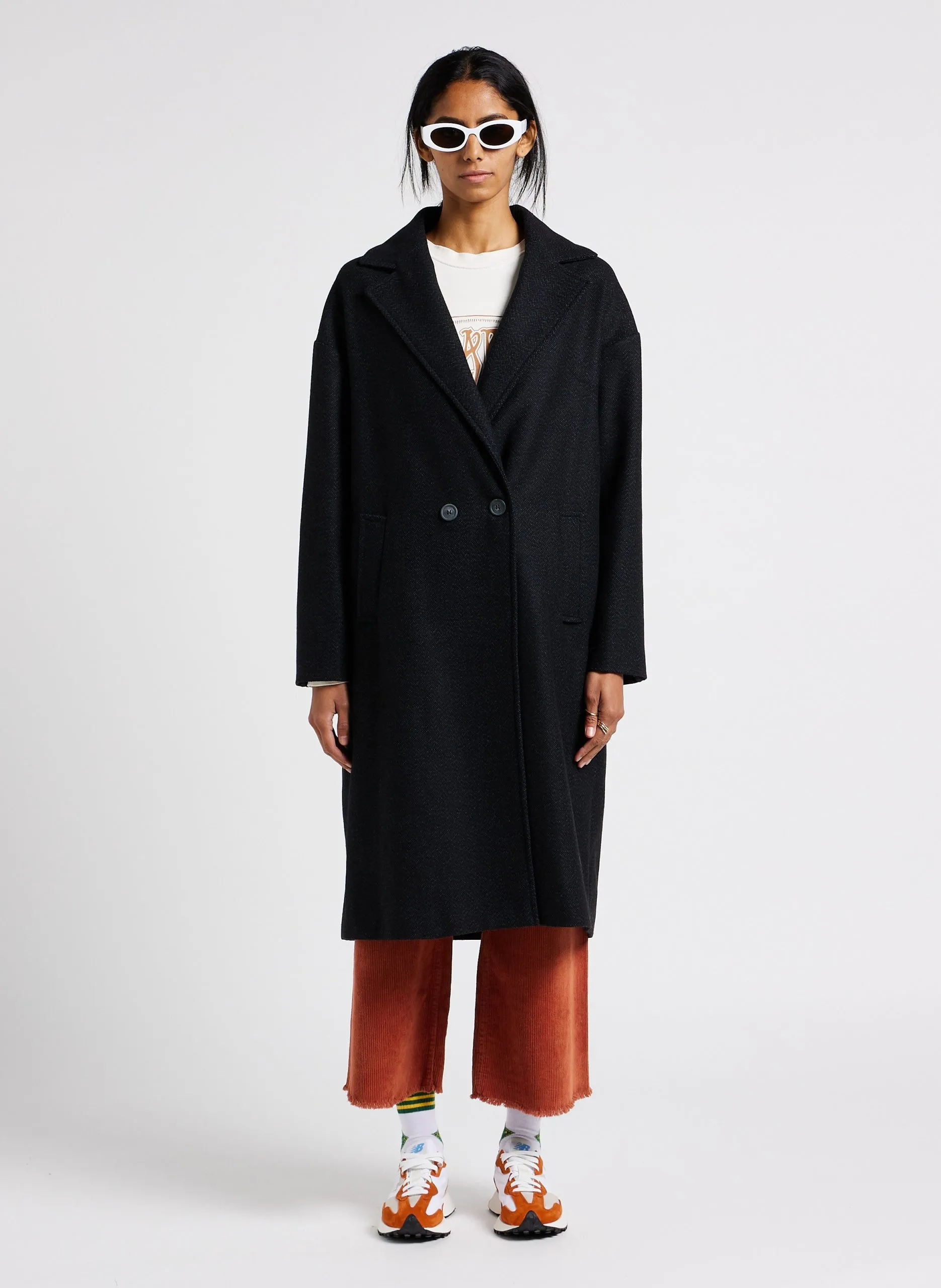 Manteau long col tailleur en maille mélangée Noir LEO