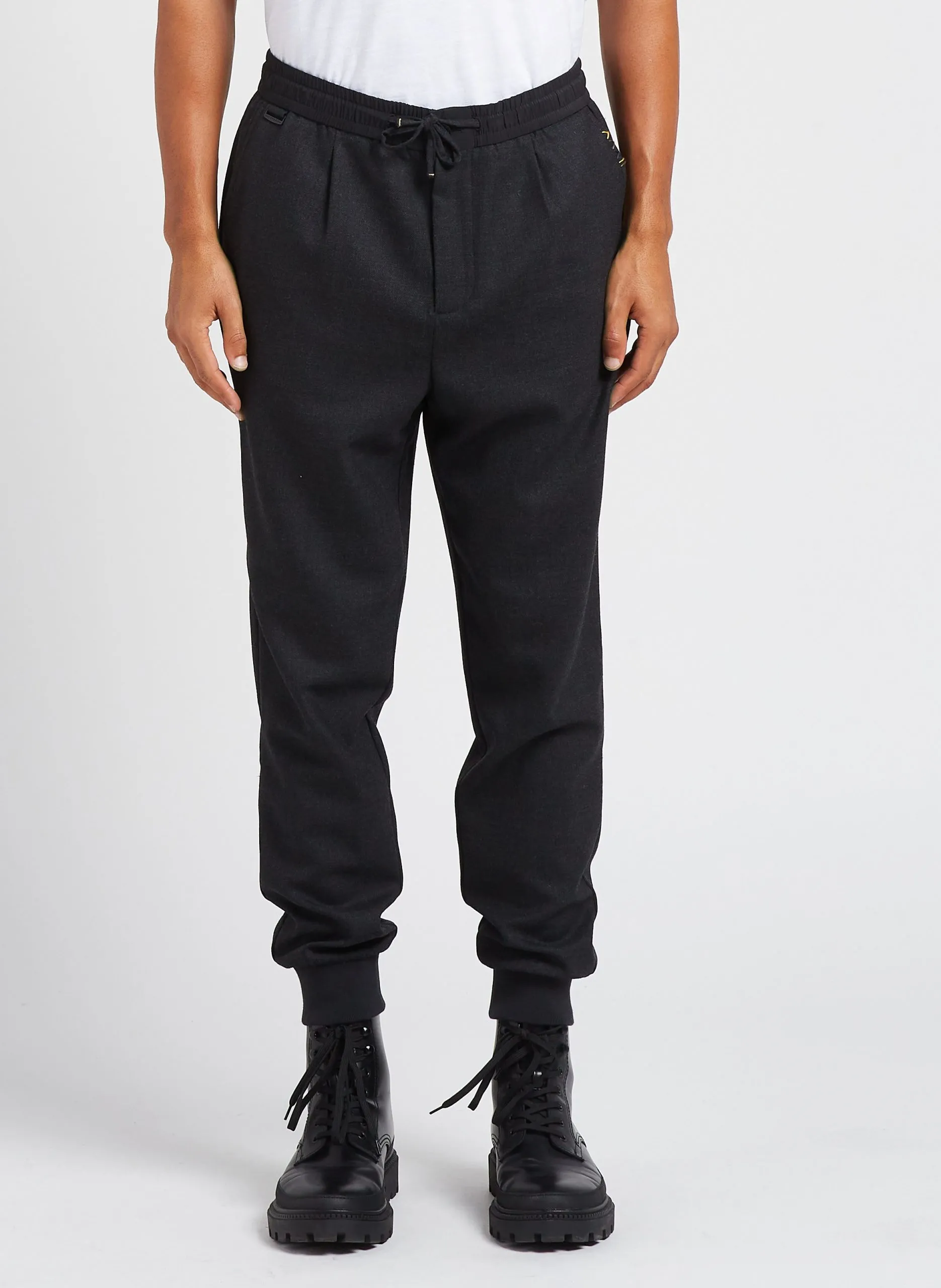 Pantalon jogging relaxed slim-fit Noir