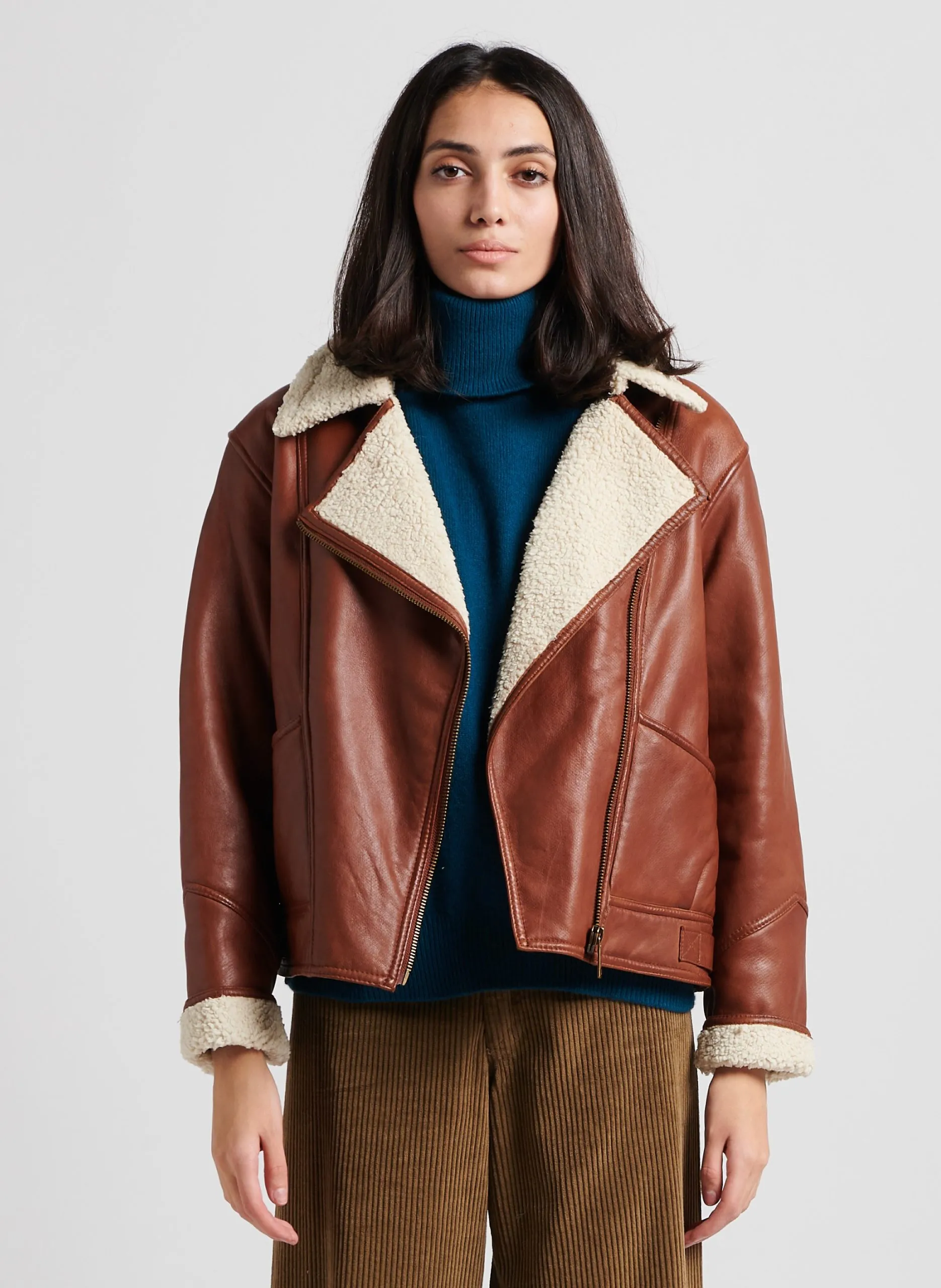 Manteau droit col classique en cuir Rouge FOLIO