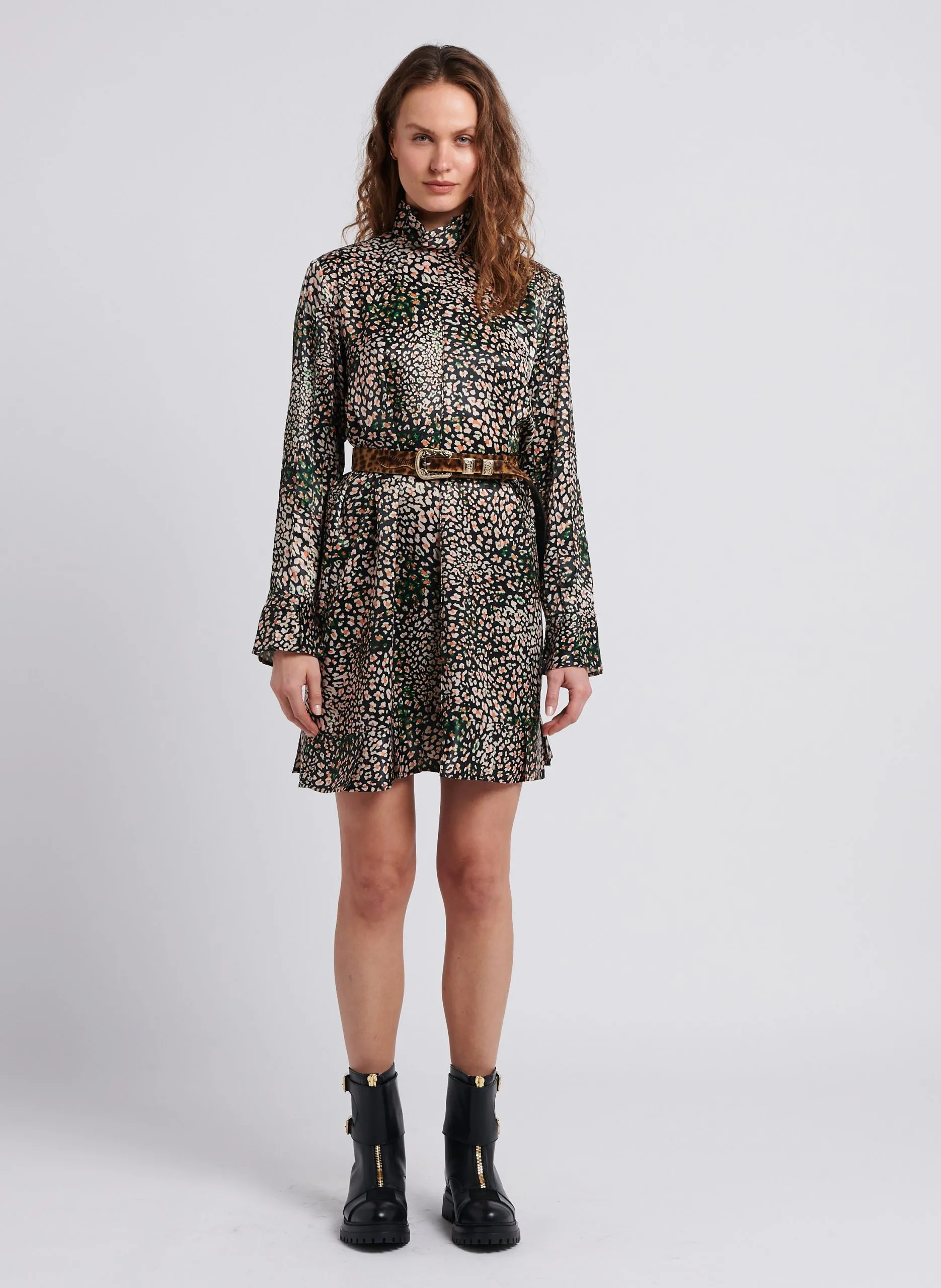 Robe courte ample col montant à imprimé léopard Multicolore MUSE