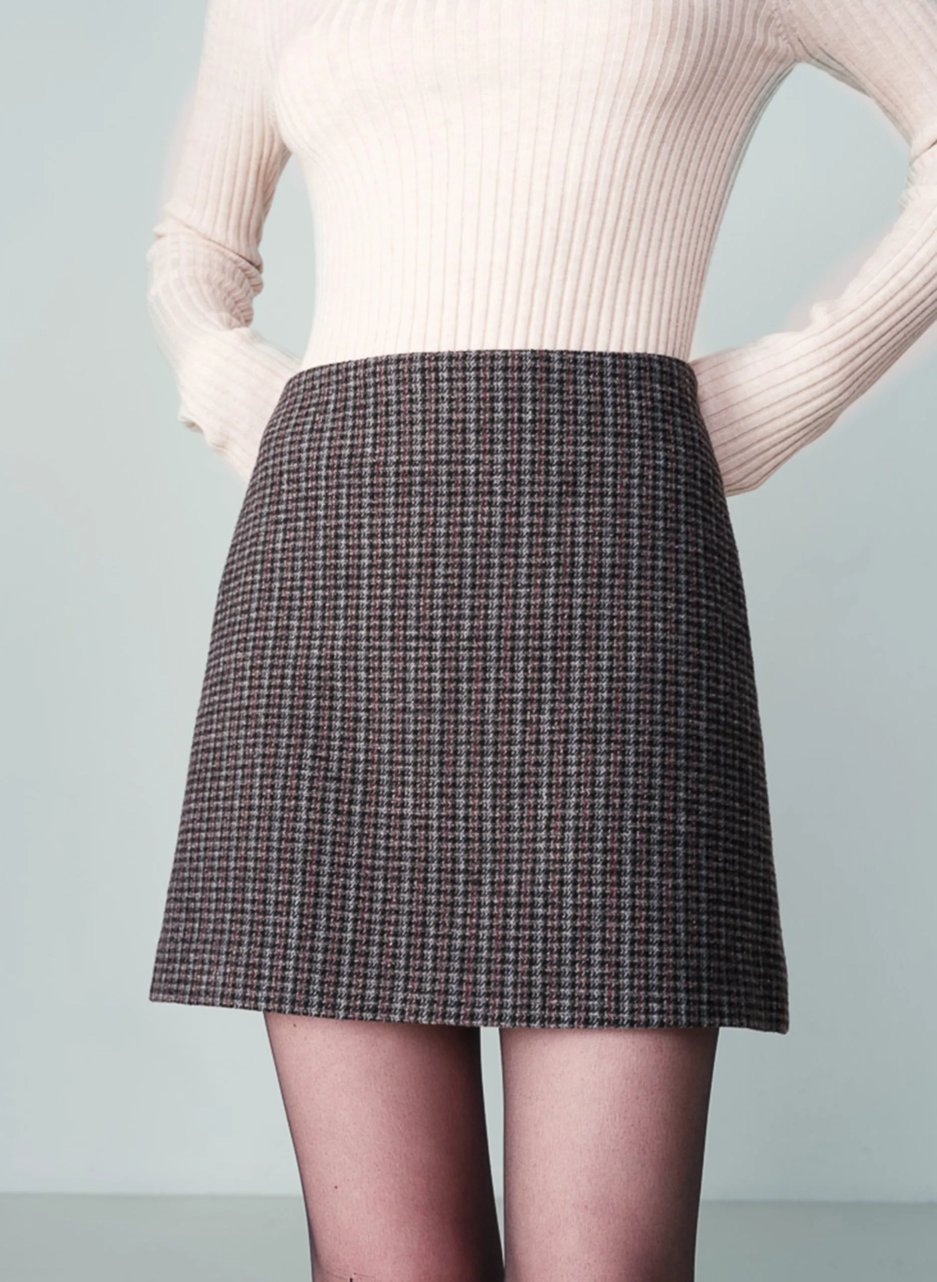 Jupe courte à carreaux Gris NUTS