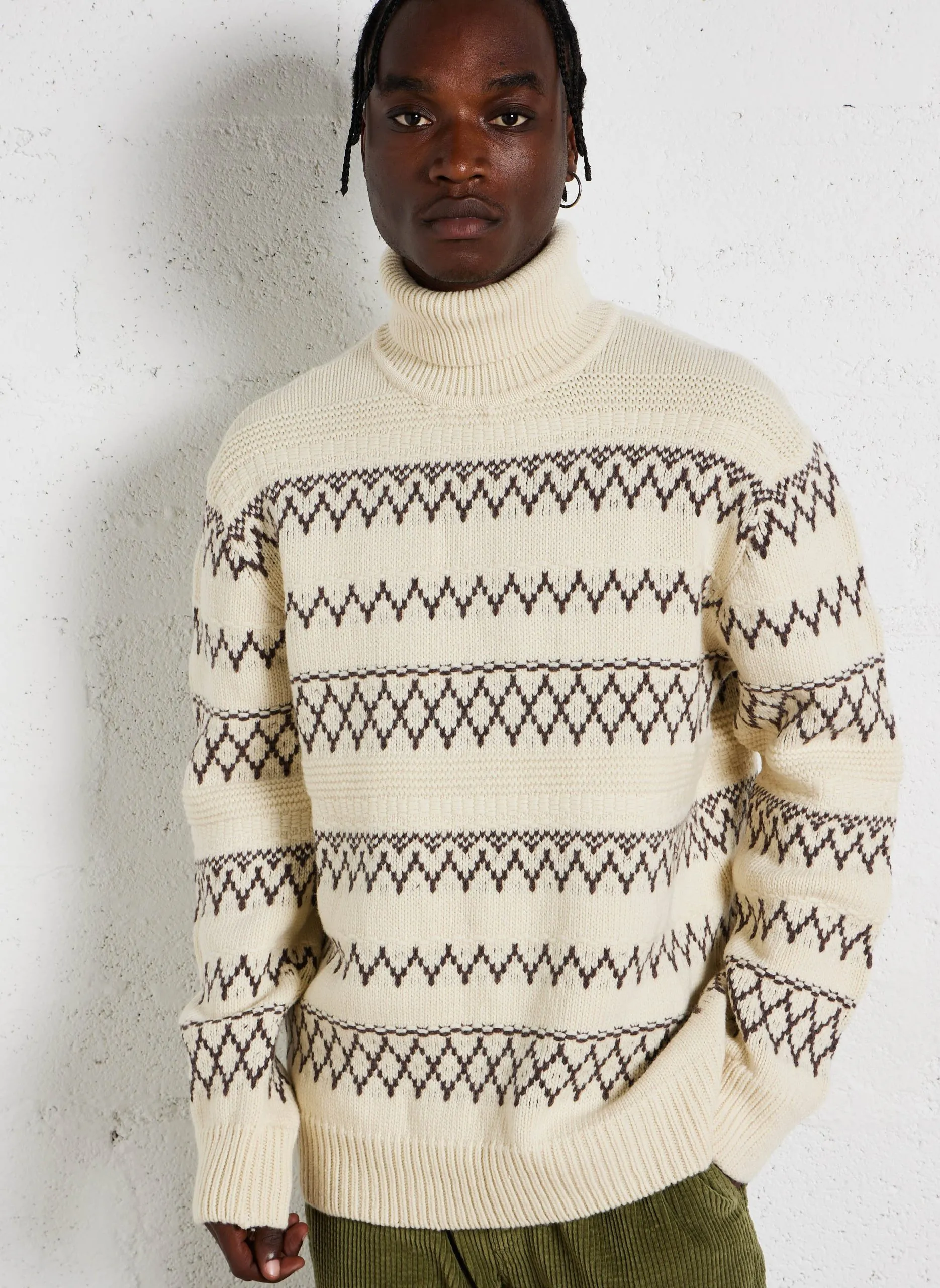 Pull ample col roulé en laine Beige