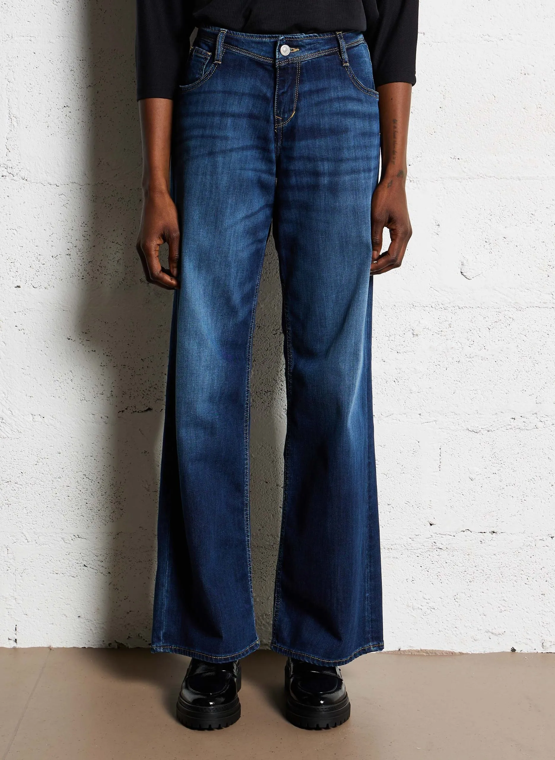 Jean flare en coton mélangé Bleu LAURYN