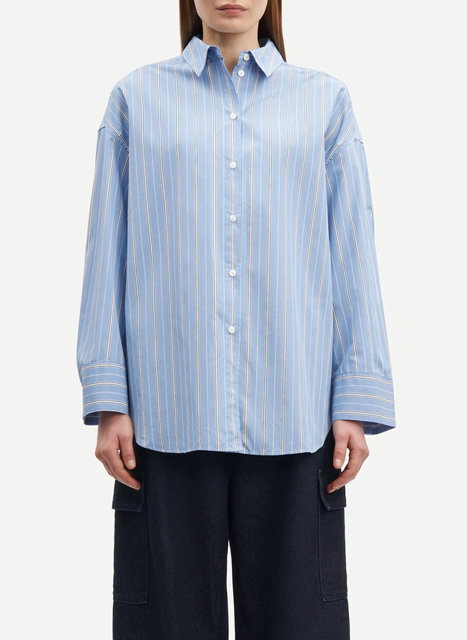 Chemise col classique ample en coton organique Bleu MARIKA