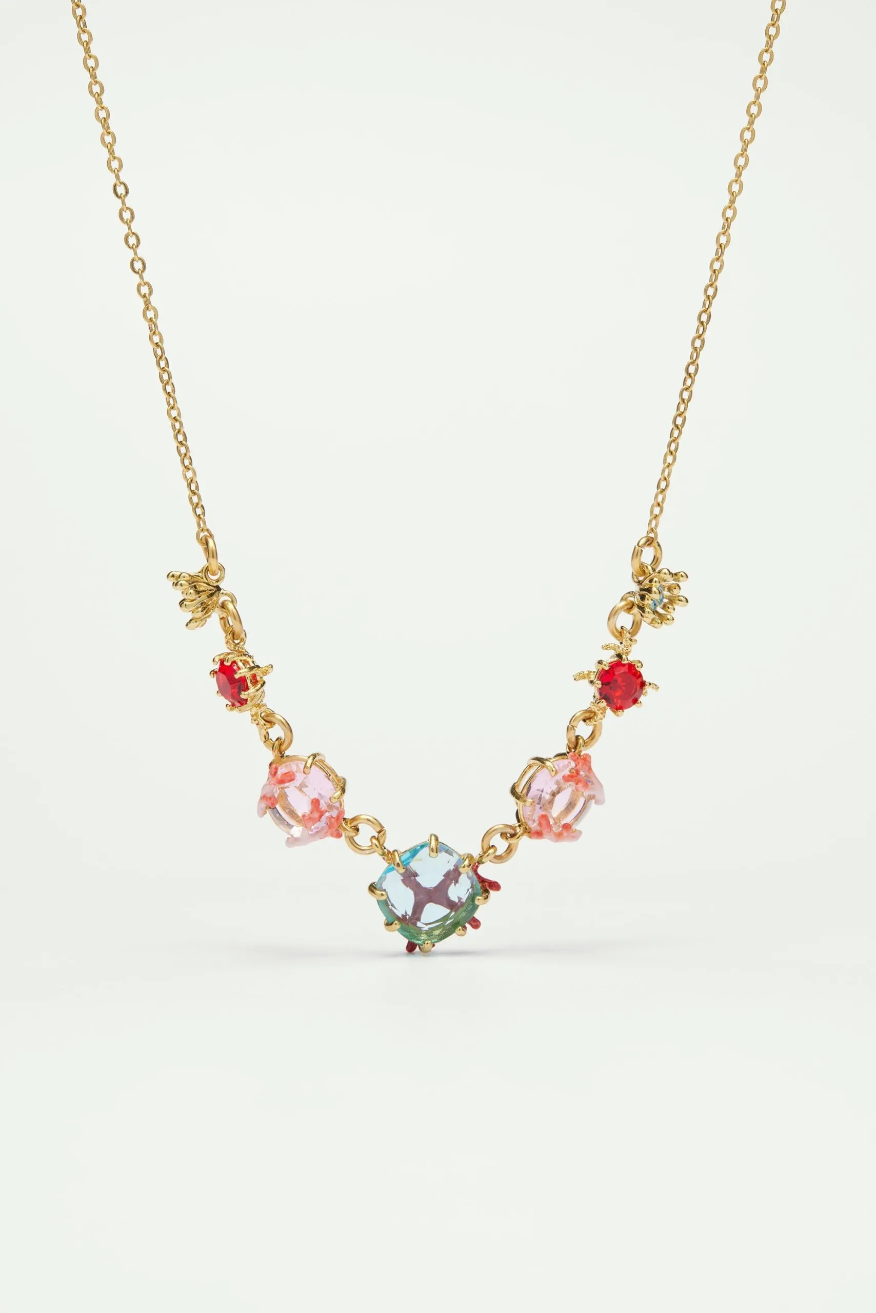 Collier plastron coraux et pierre en verre taillé Multicolore
