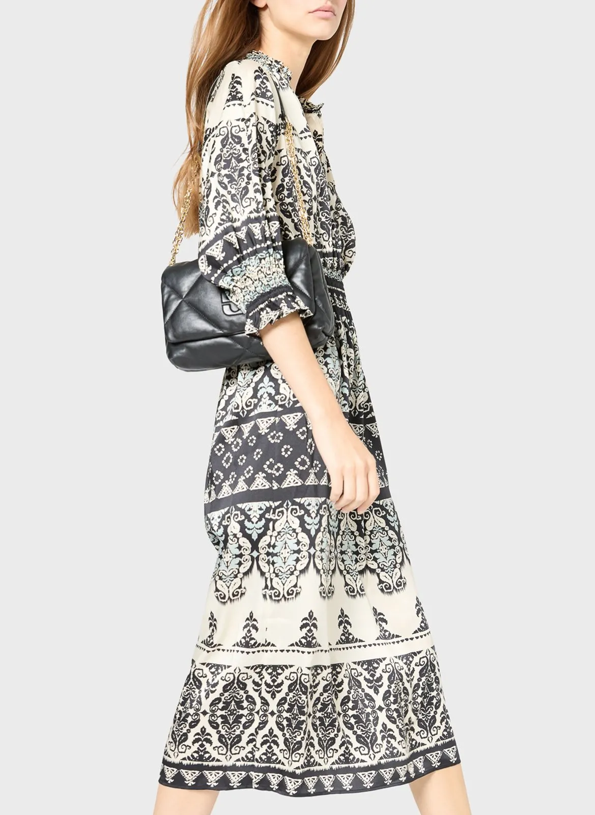 Robe midi cintrée col V Noir PETUNIA