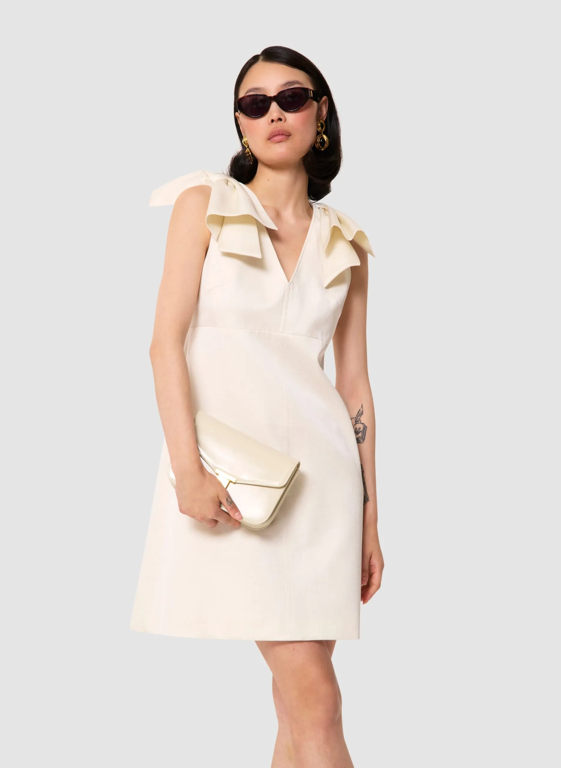 Robe courte satiné Beige REMARQUABLE