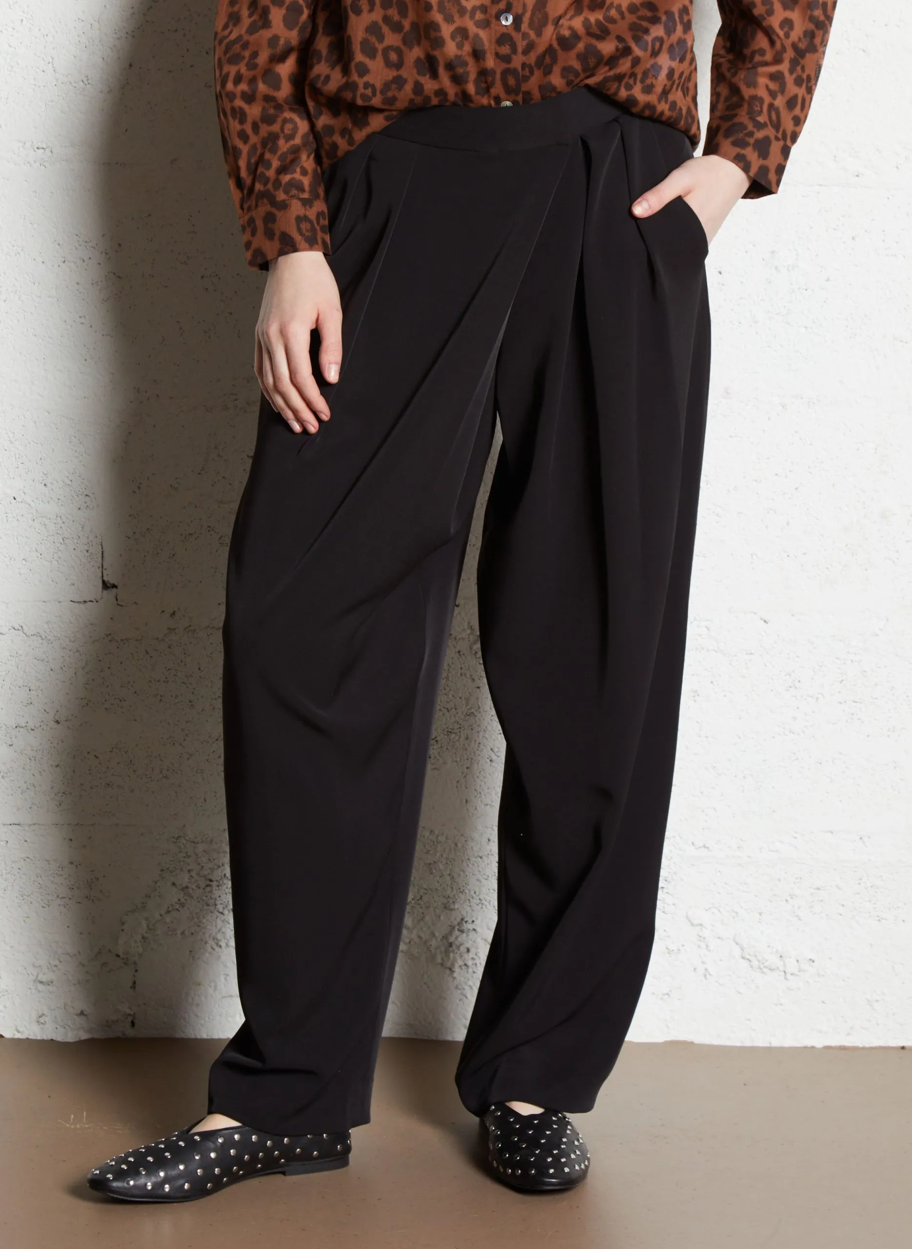 Pantalon droit drapé Noir PREPPY