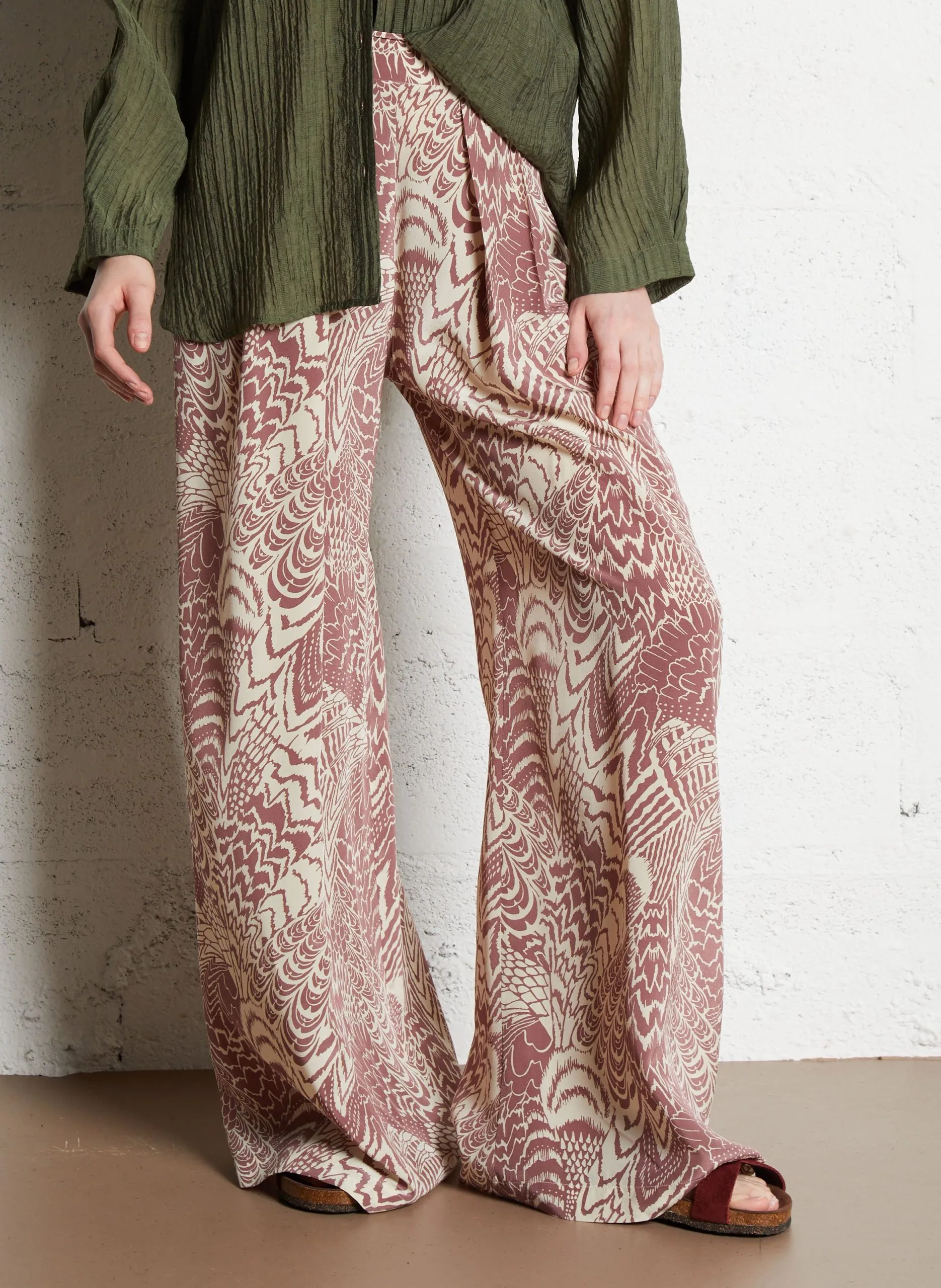 Pantalon large imprimé en soie Multicolore BOTO