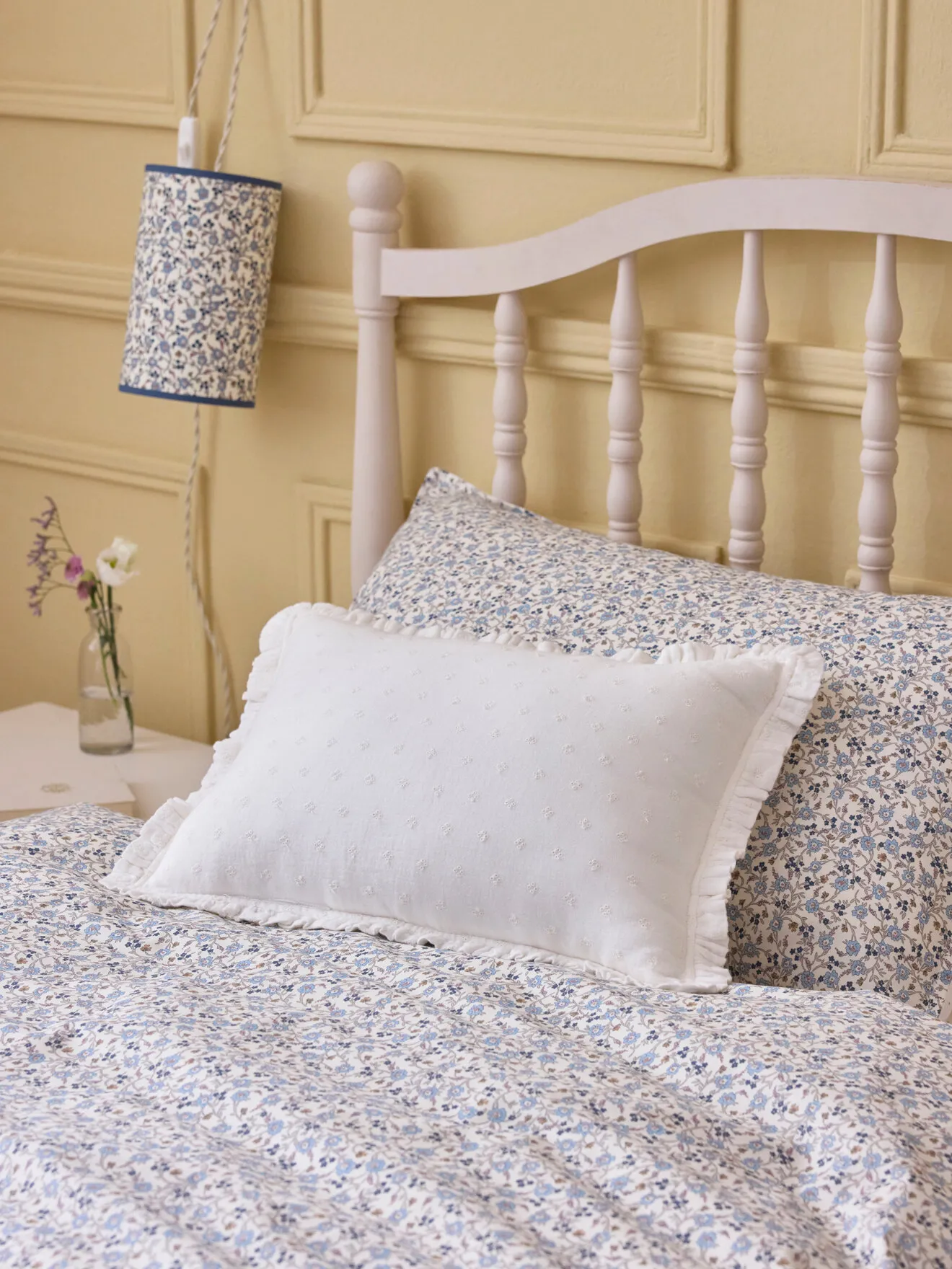 Housse de coussin broderie anglaise Blanc