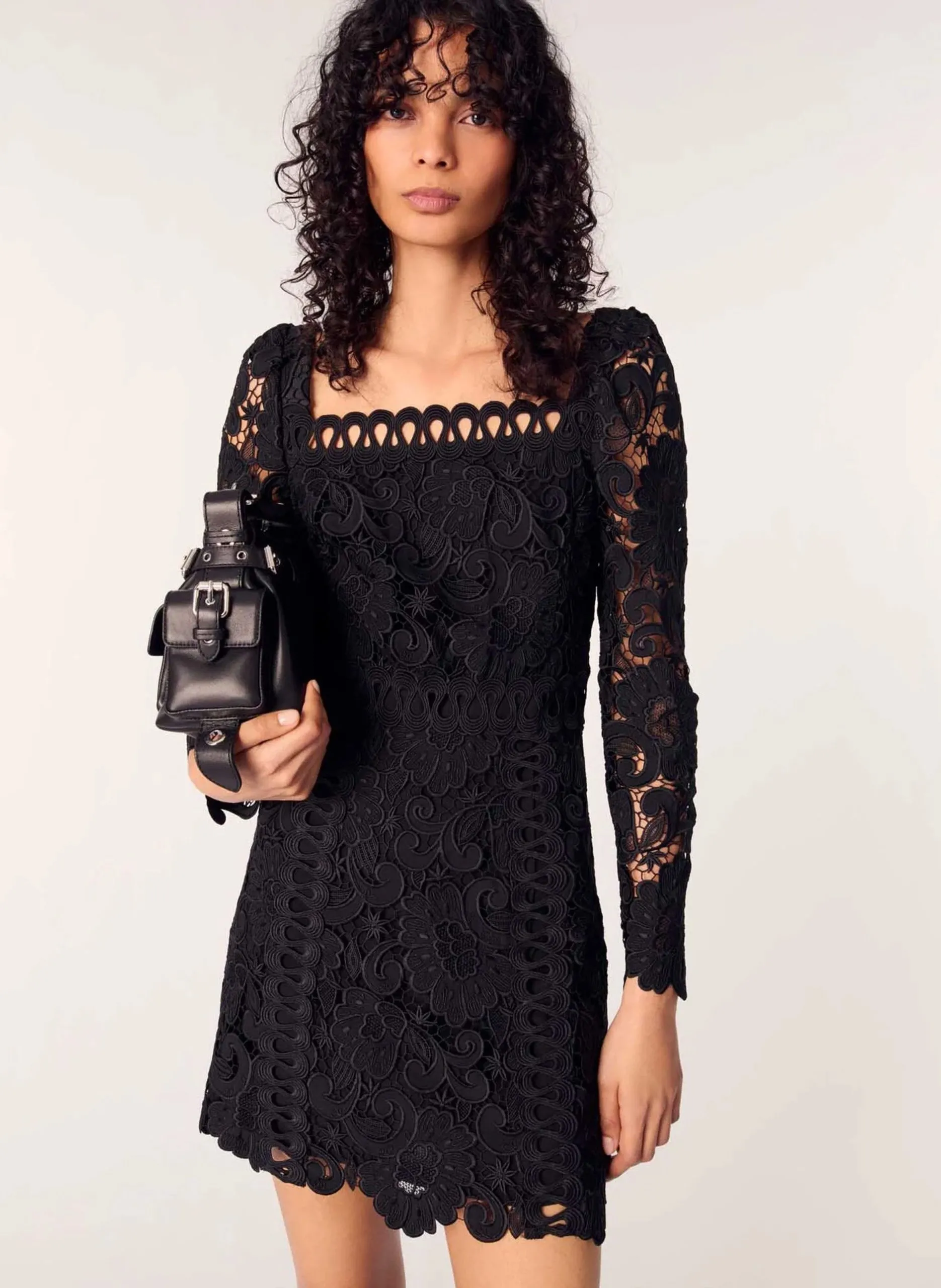Robe courte en guipure Noir
