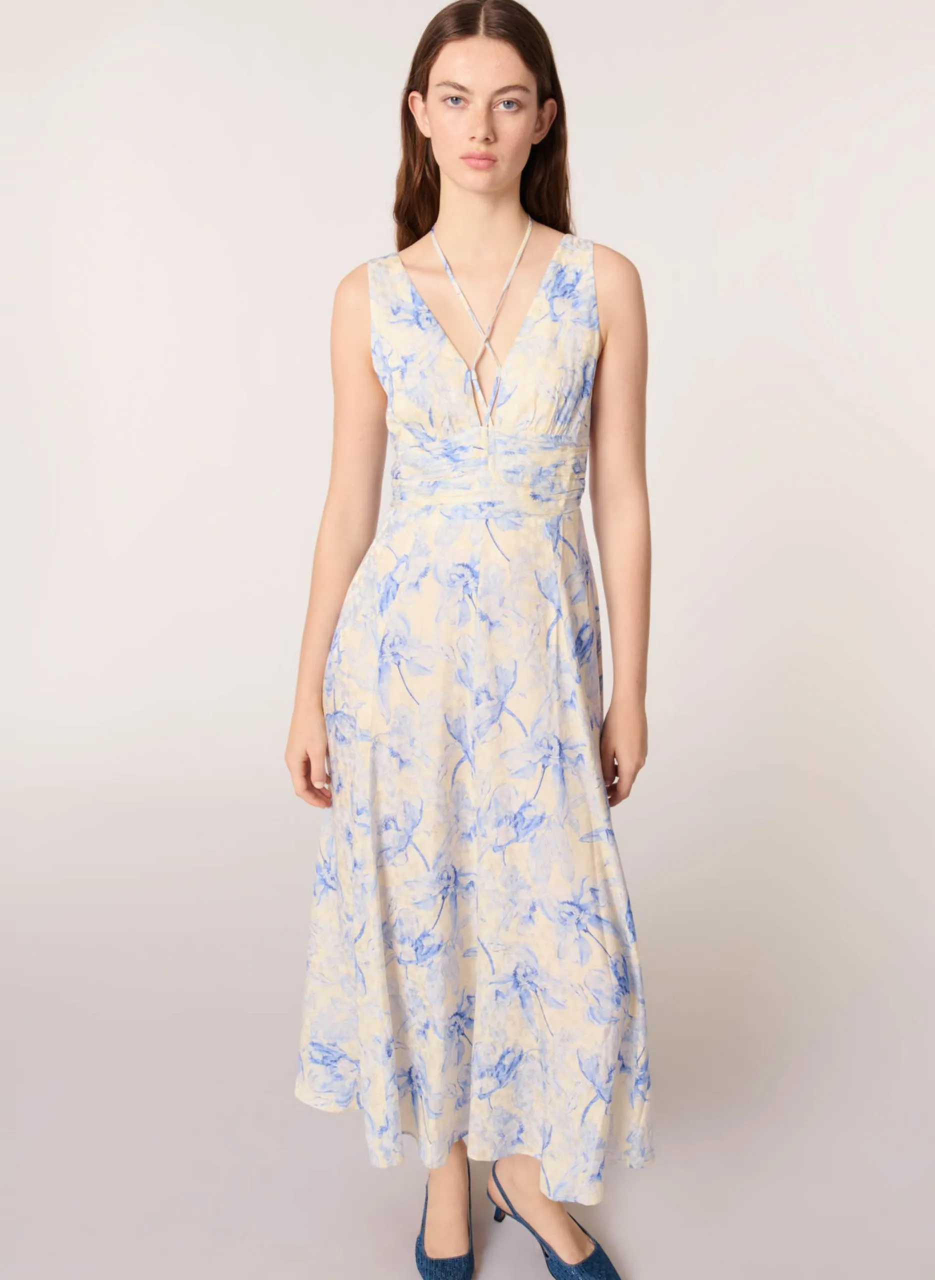 Robe longue cintrée col V Bleu