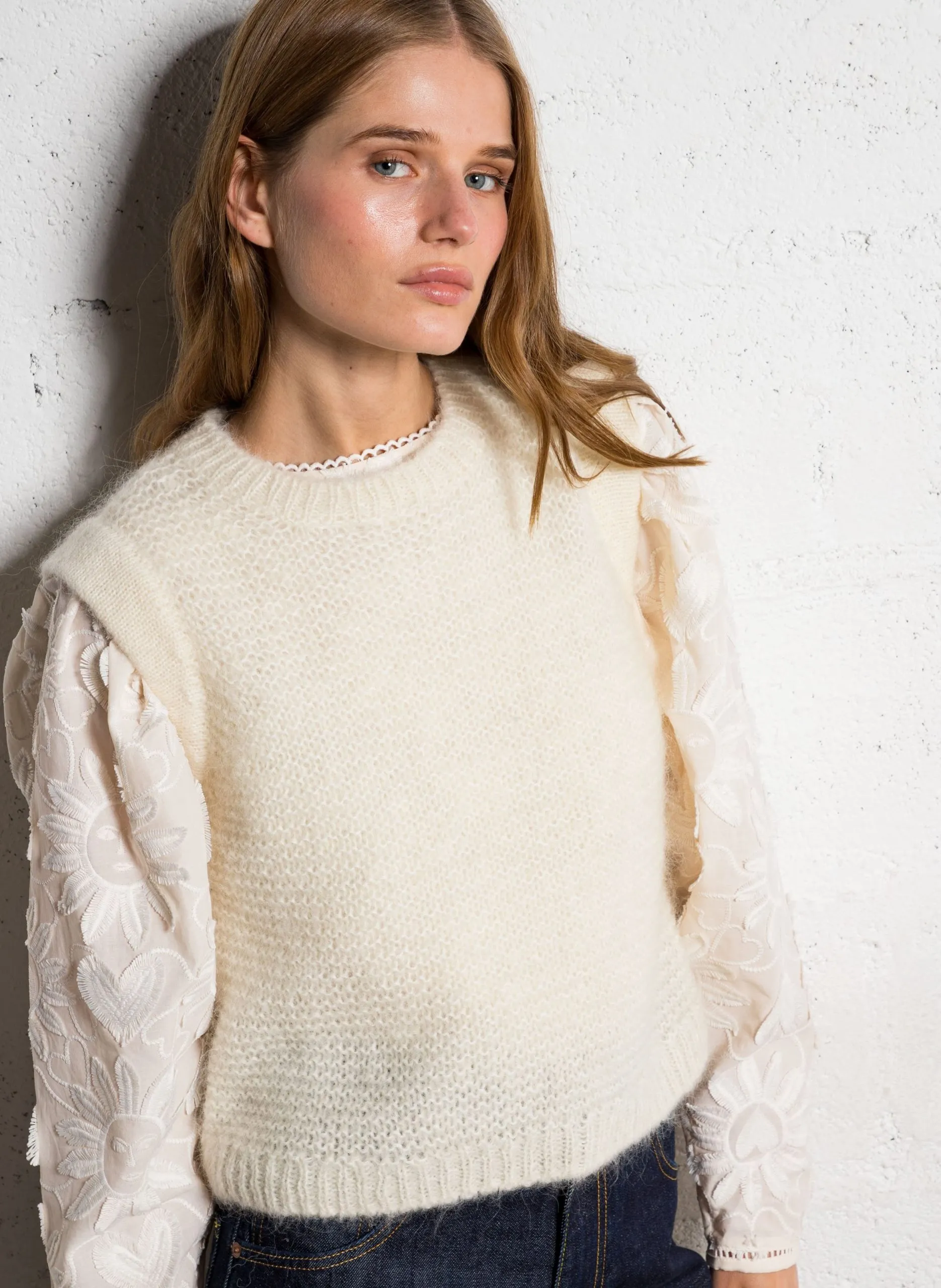 Pull sans manches col rond en laine mélangée Blanc MOTANA