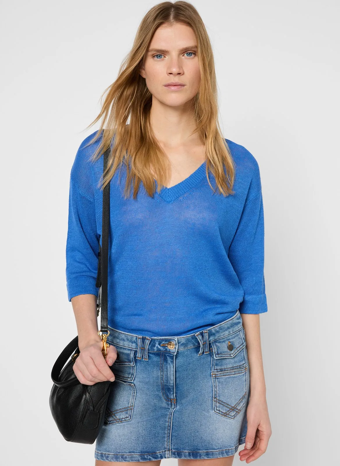 Pull droit col V en lin Bleu JOSIANE