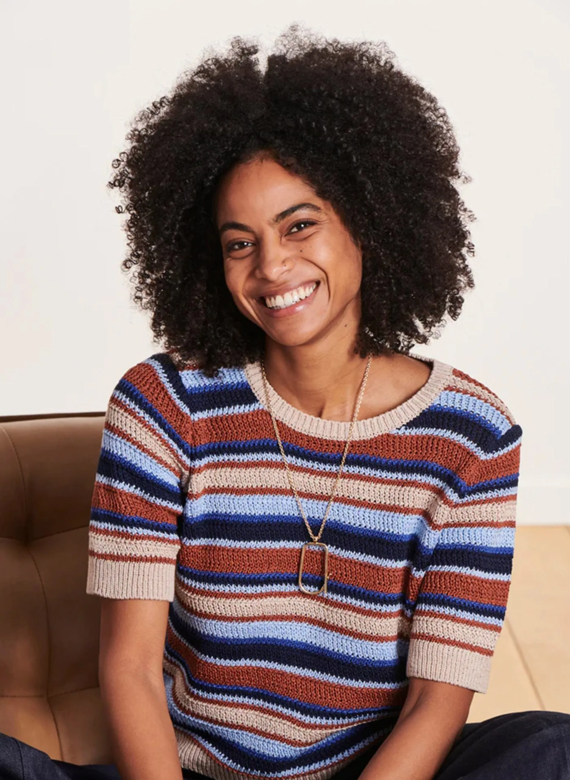 Pull droit col rond rayé en maille Multicolore