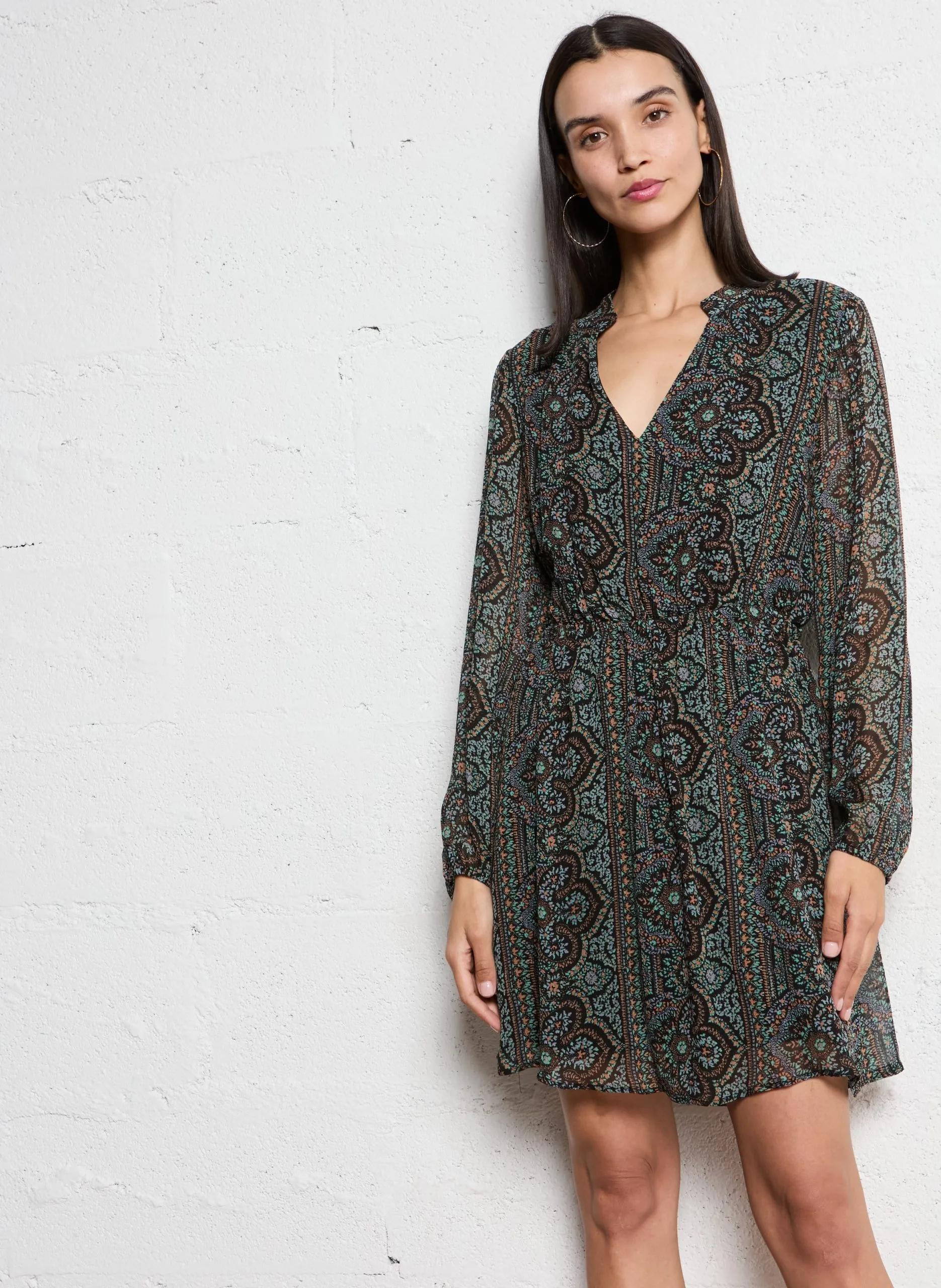 Robe courte fluide à motifs Noir LINDY