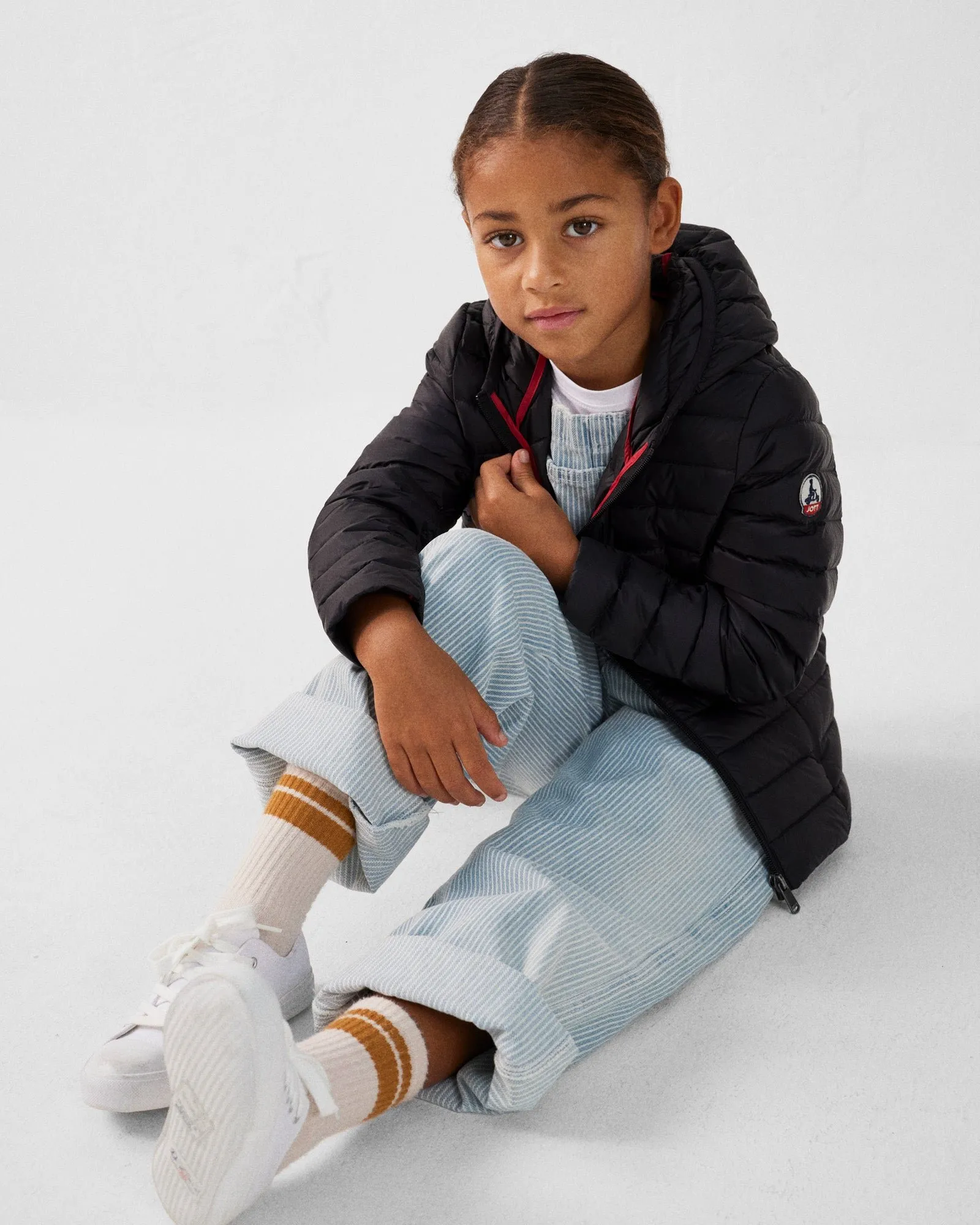 Doudoune légère à capuche enfant carla Noir