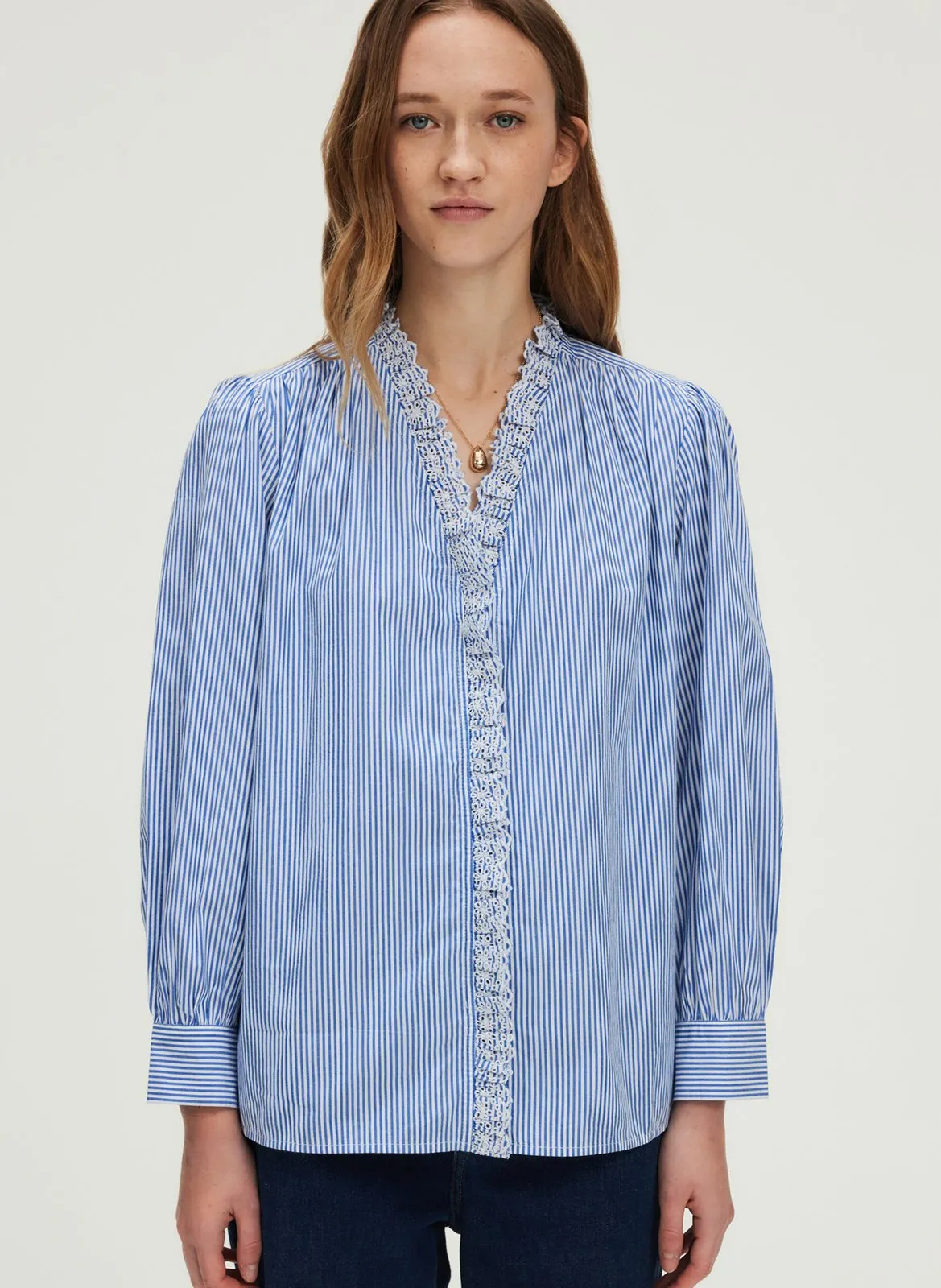 Chemise col V en coton Bleu CELINE