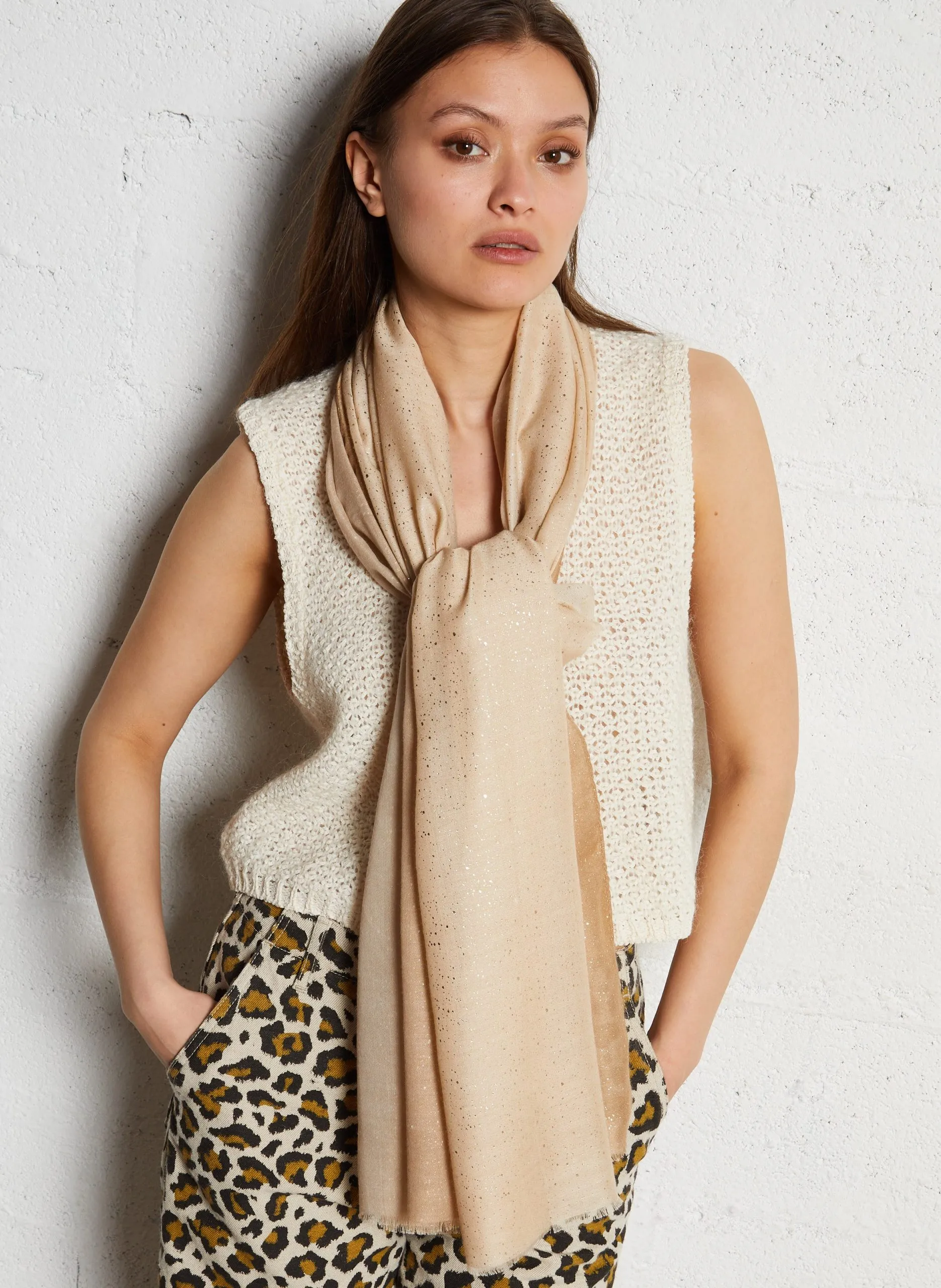 Echarpe dégradée à détails brillants Beige