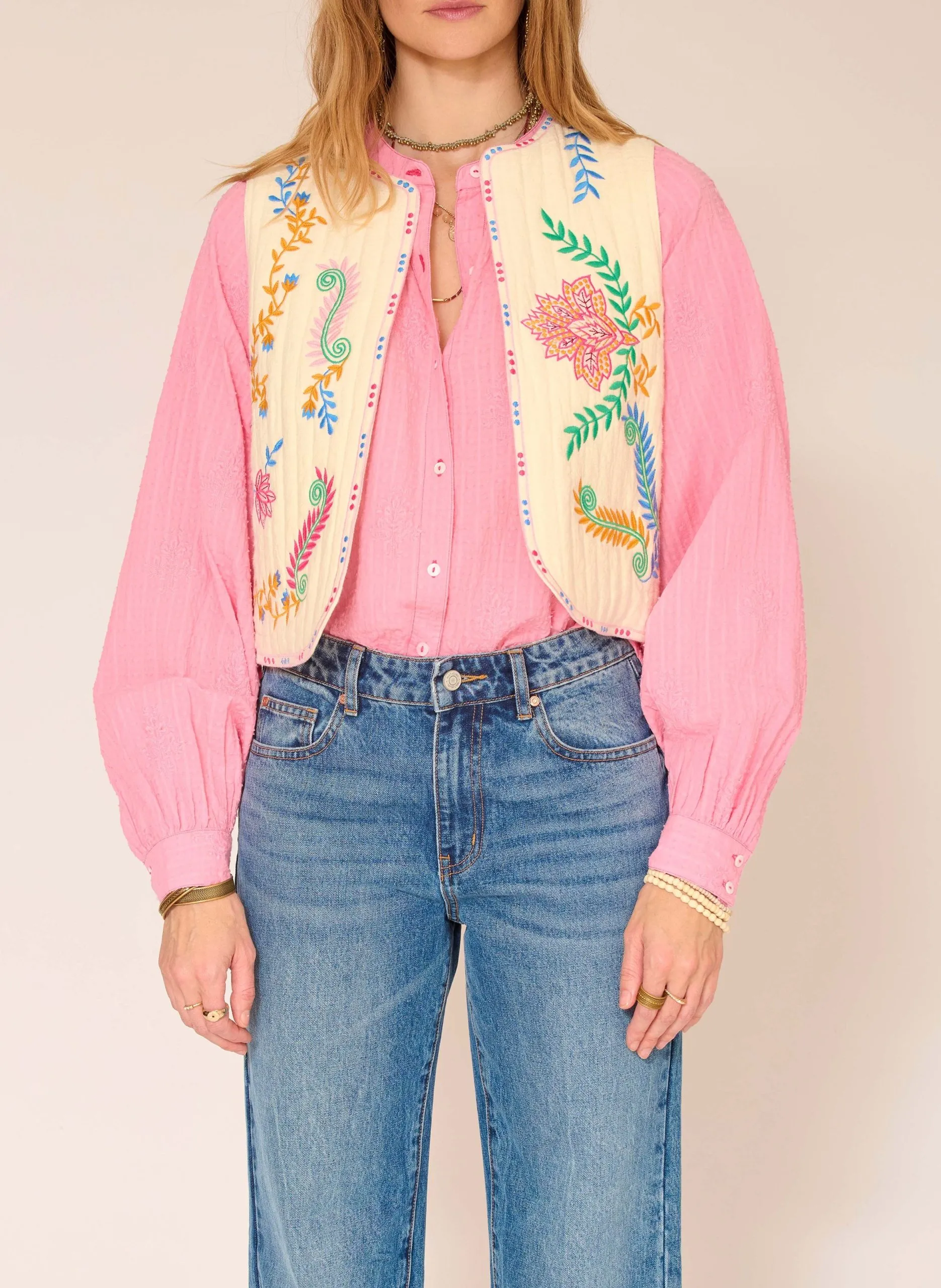 Gilet sans manches matelassé à broderies Beige GALIE