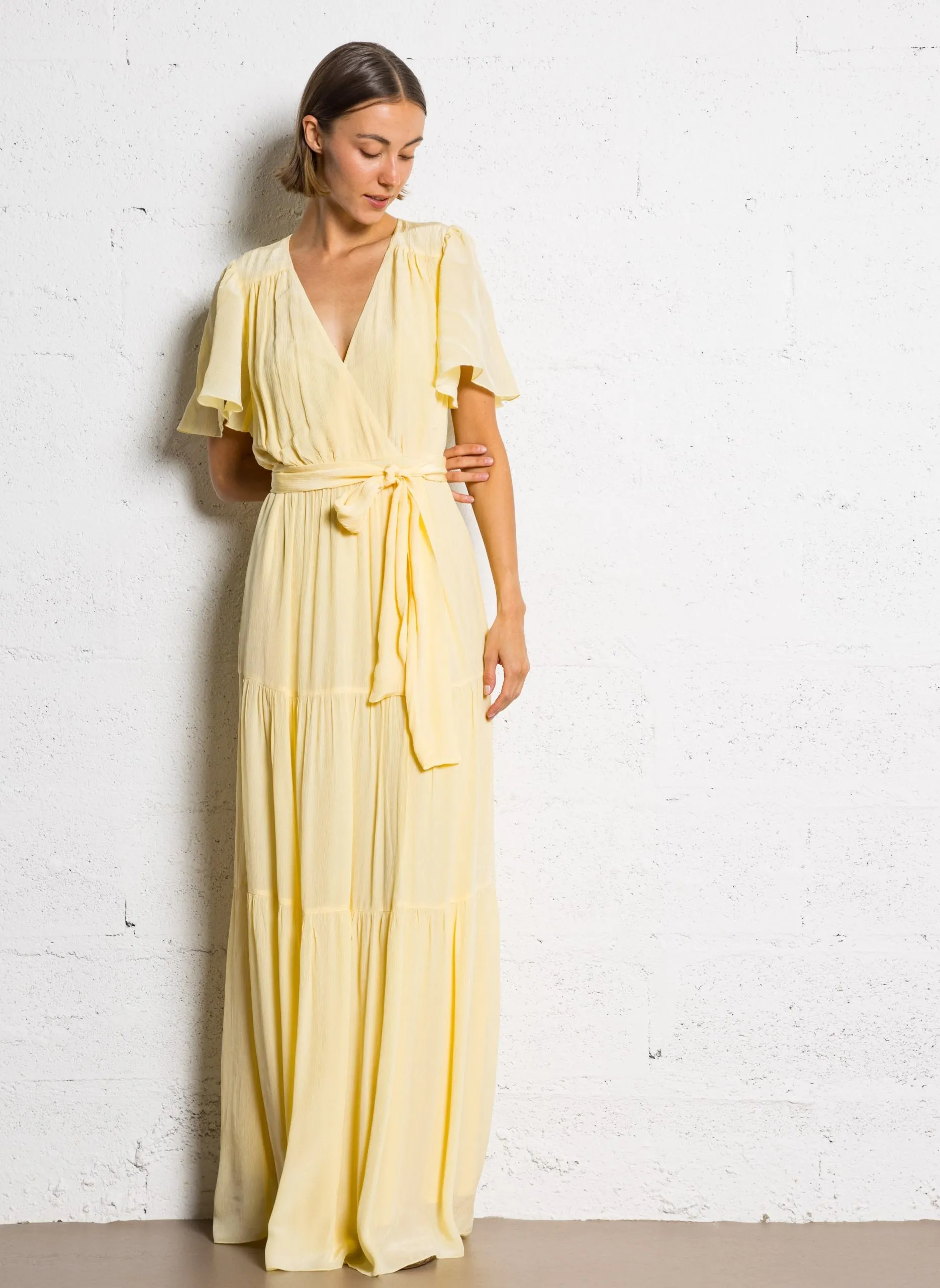 Robe longue cintrée col V Beige NATALIA