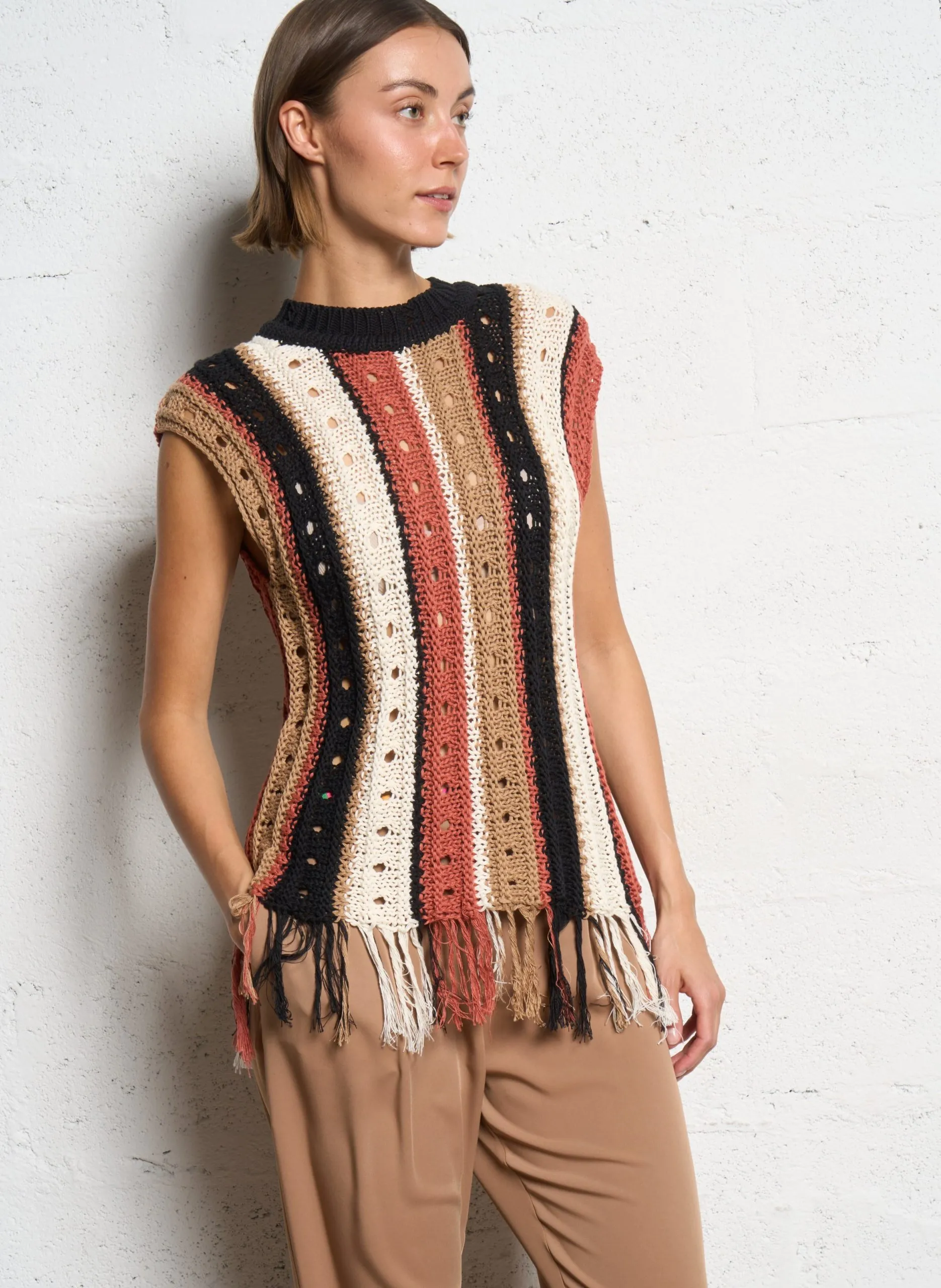 Pull sans manches rayé à franges Multicolore