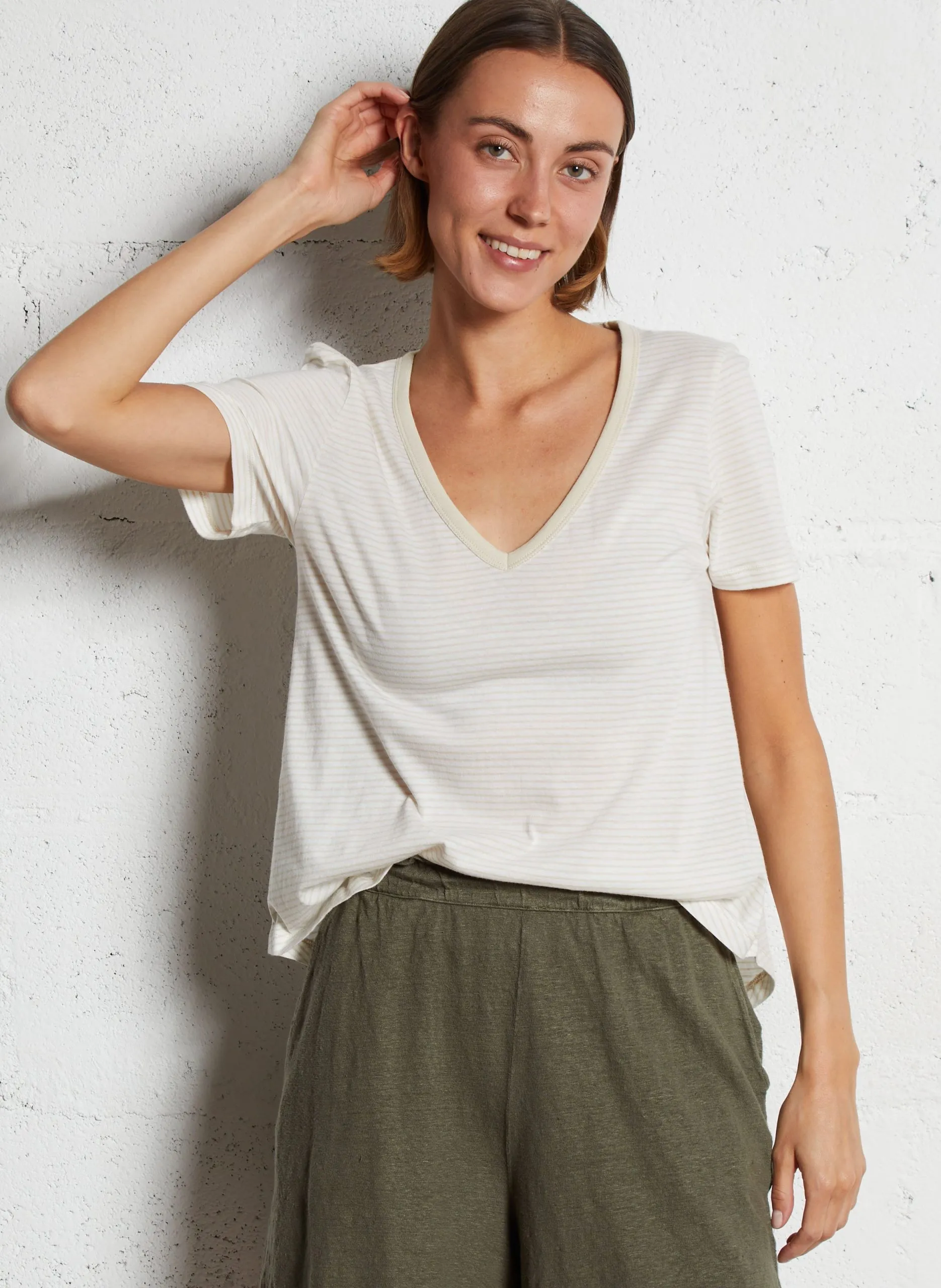 Tee-shirt col V en coton bio Beige