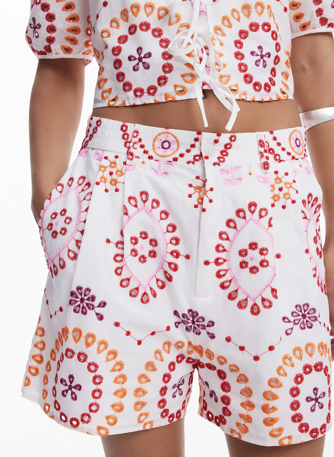 Short droit en coton brodé Multicolore