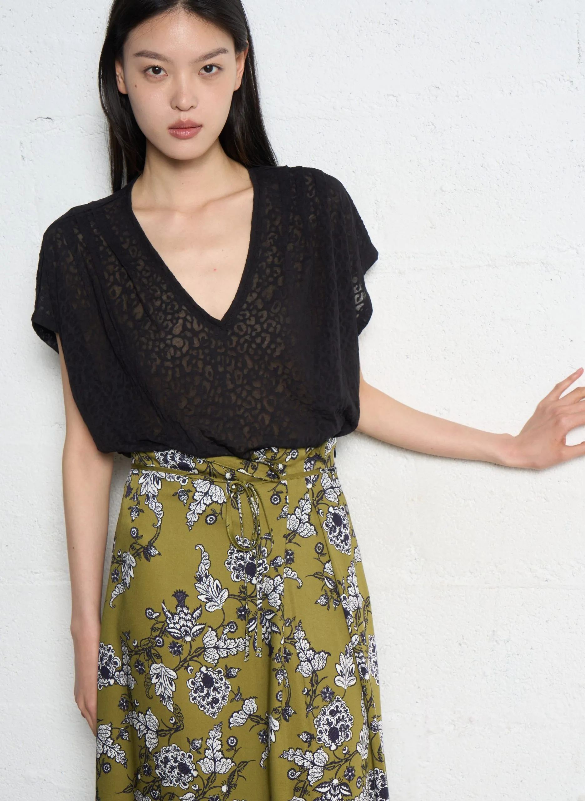 Tee-shirt col V en coton mélangé Noir