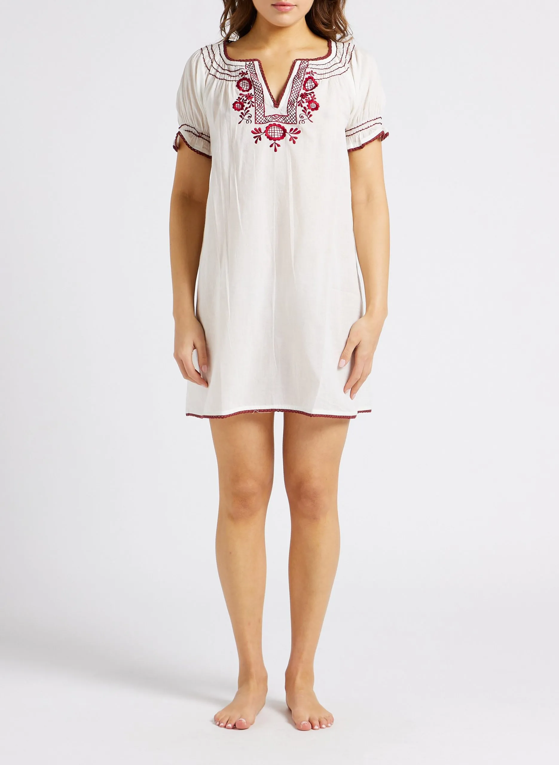 Robe courte brodée col tunisien en coton Blanc ZOE