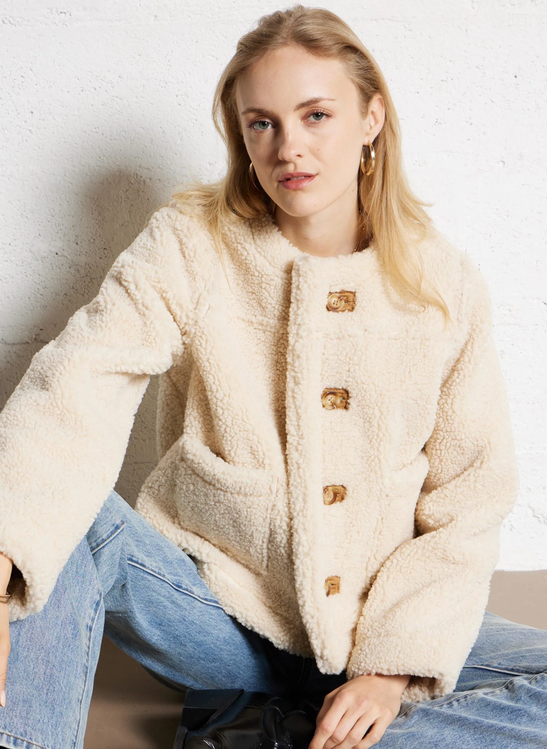 Veste droite boutonnée suédine Beige EDUNA