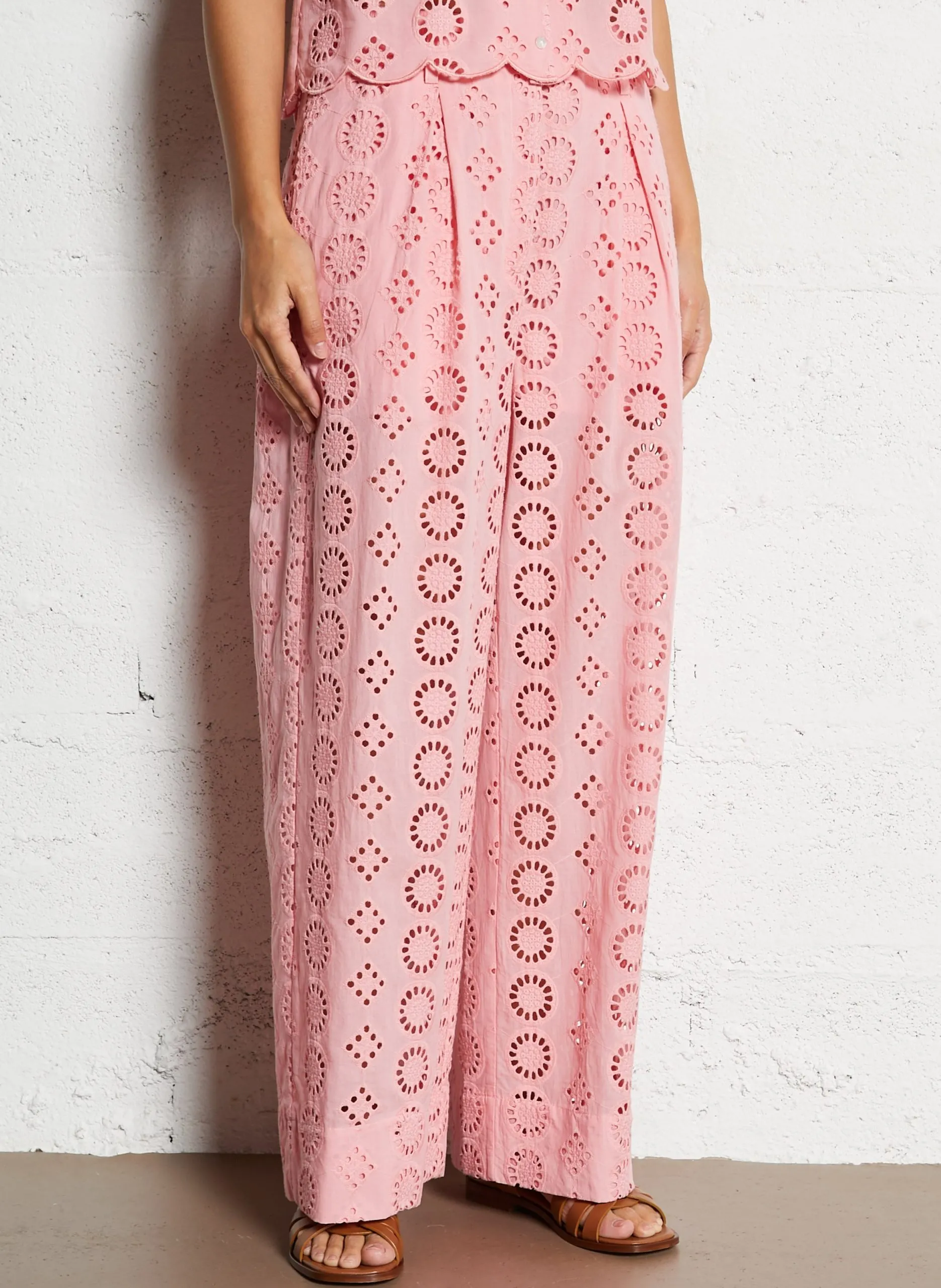 Pantalon large en broderie anglaise Rose BARBARA