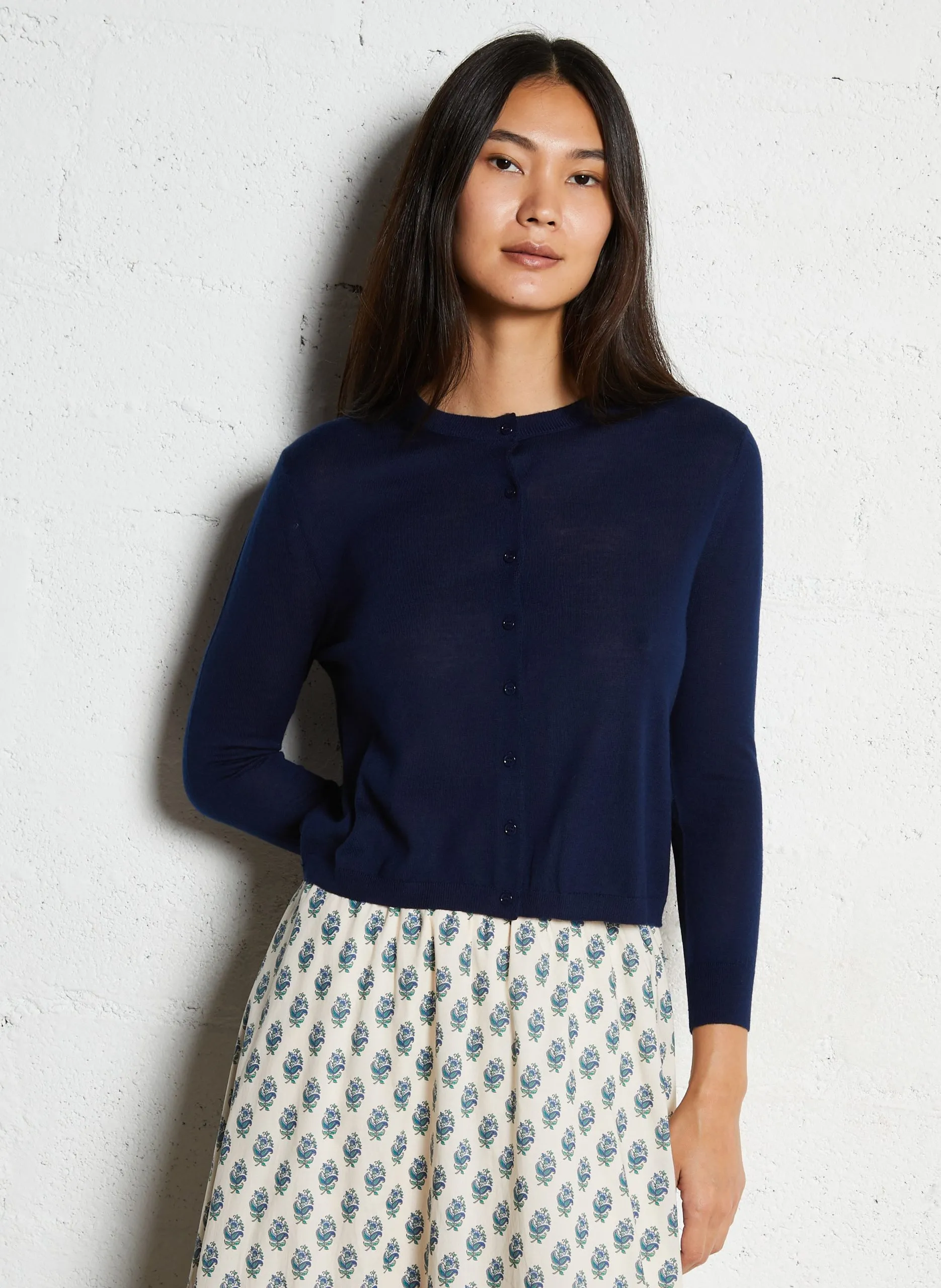 Cardigan court en laine mérinos extrafine Bleu MILA