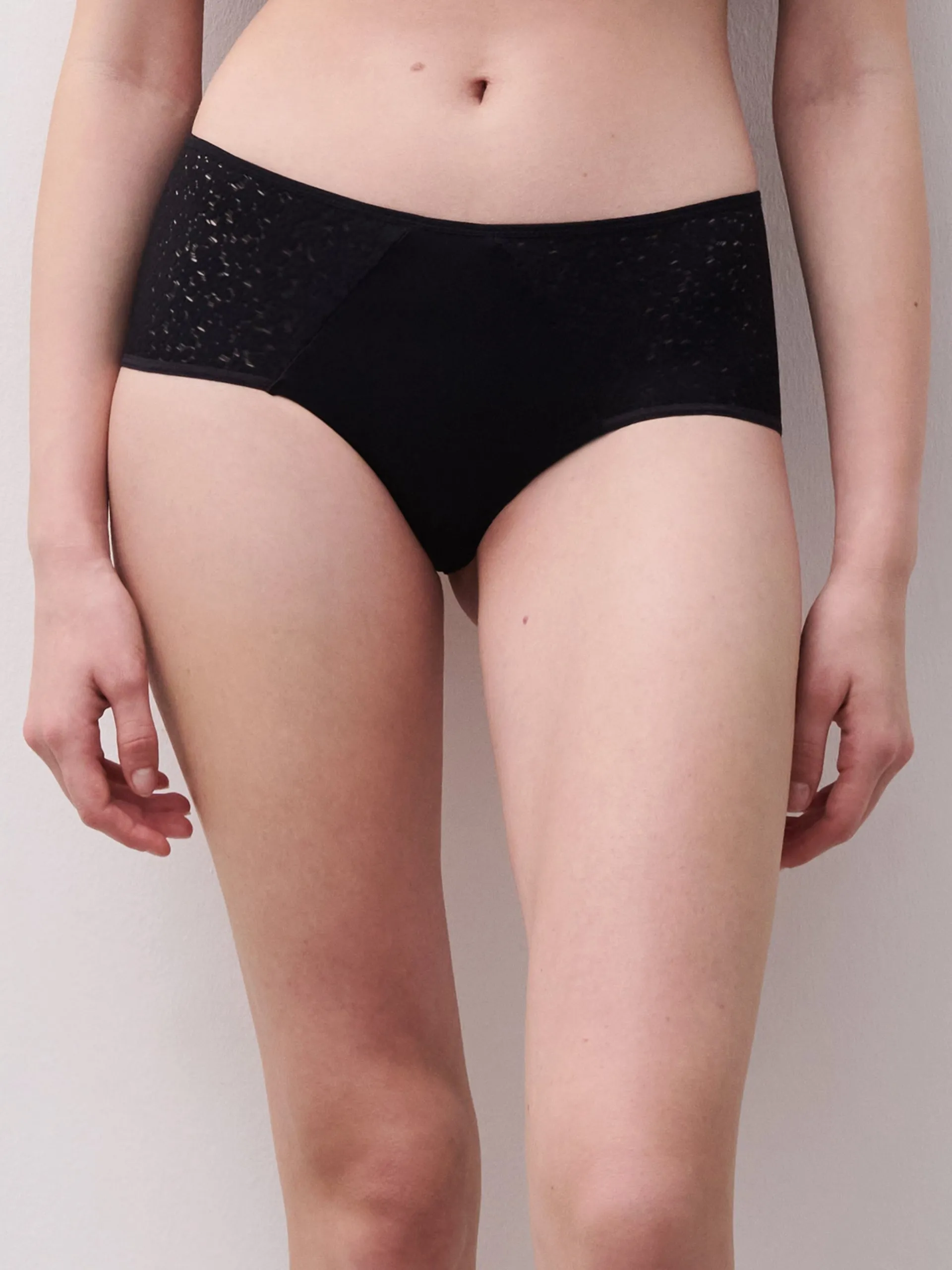 Shorty en dentelle Noir NORAH