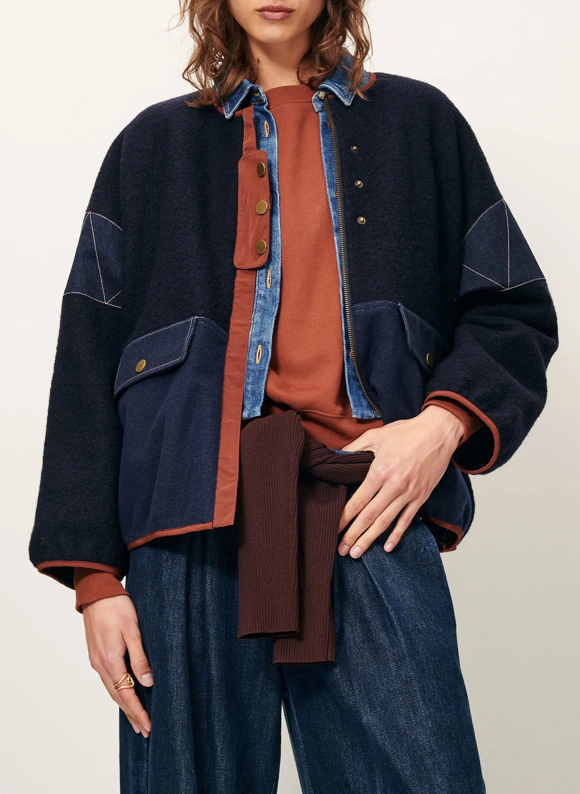 Veste ronde à détails denim en laine Bleu COLD NIGHT