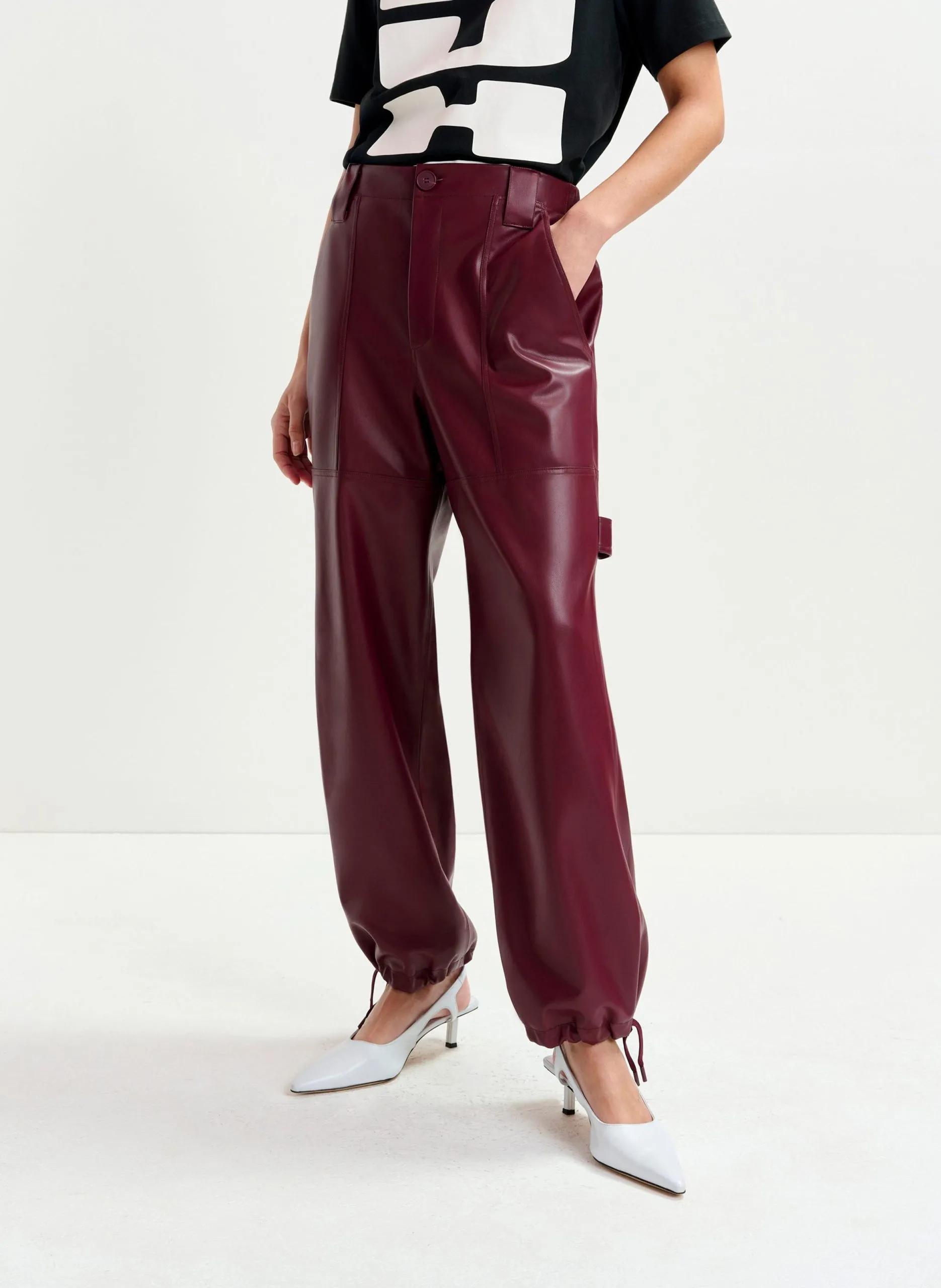 Pantalon droit aspect cuir Rouge ITAO