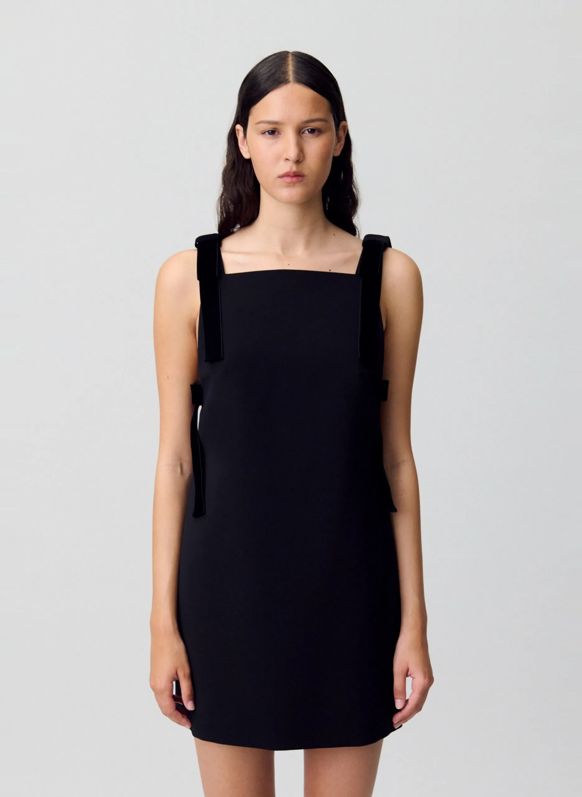 Robe courte droite à nœuds velours Noir RHEA