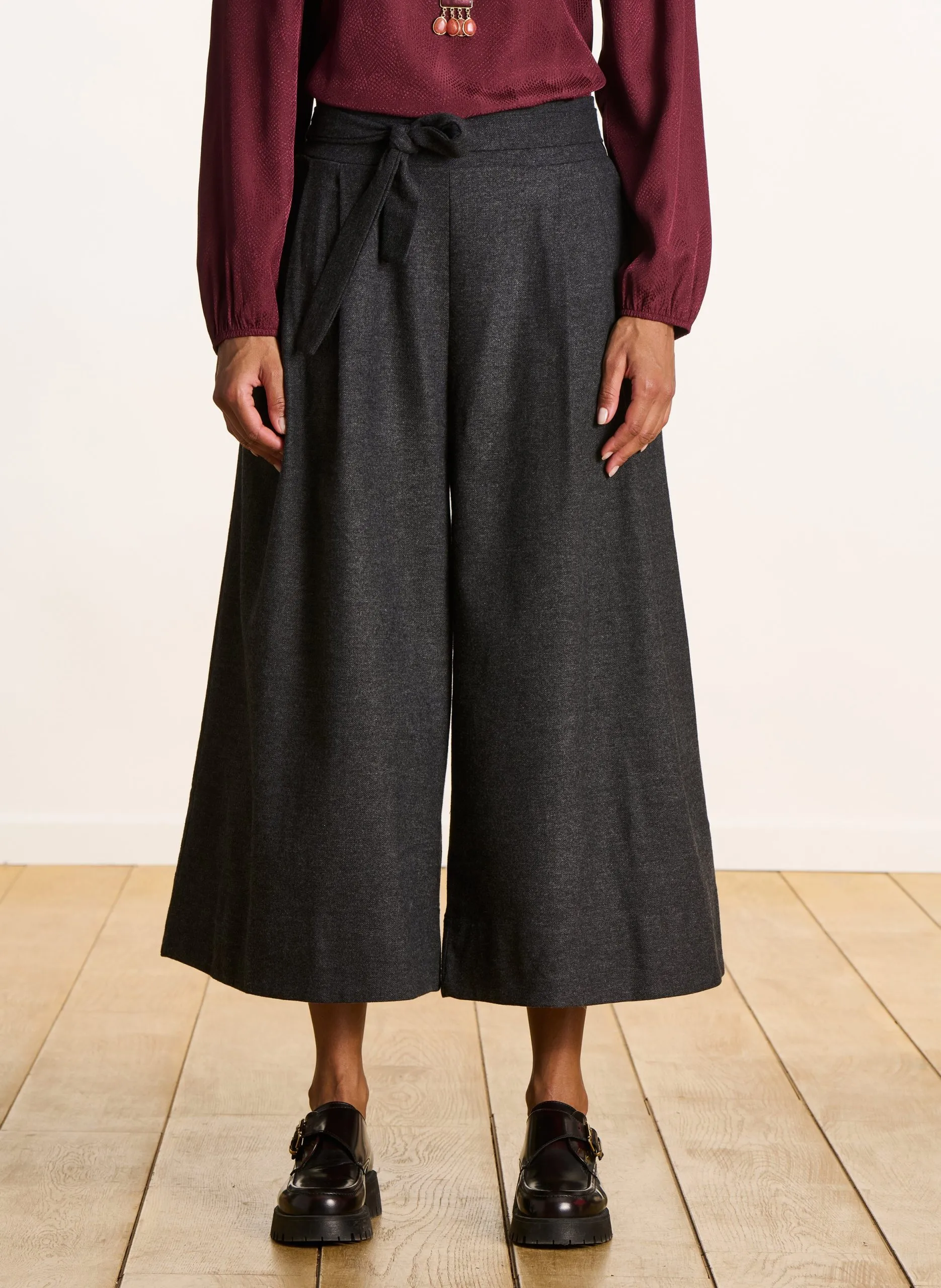 Pantalon 7/8ème en coton mélangé Gris