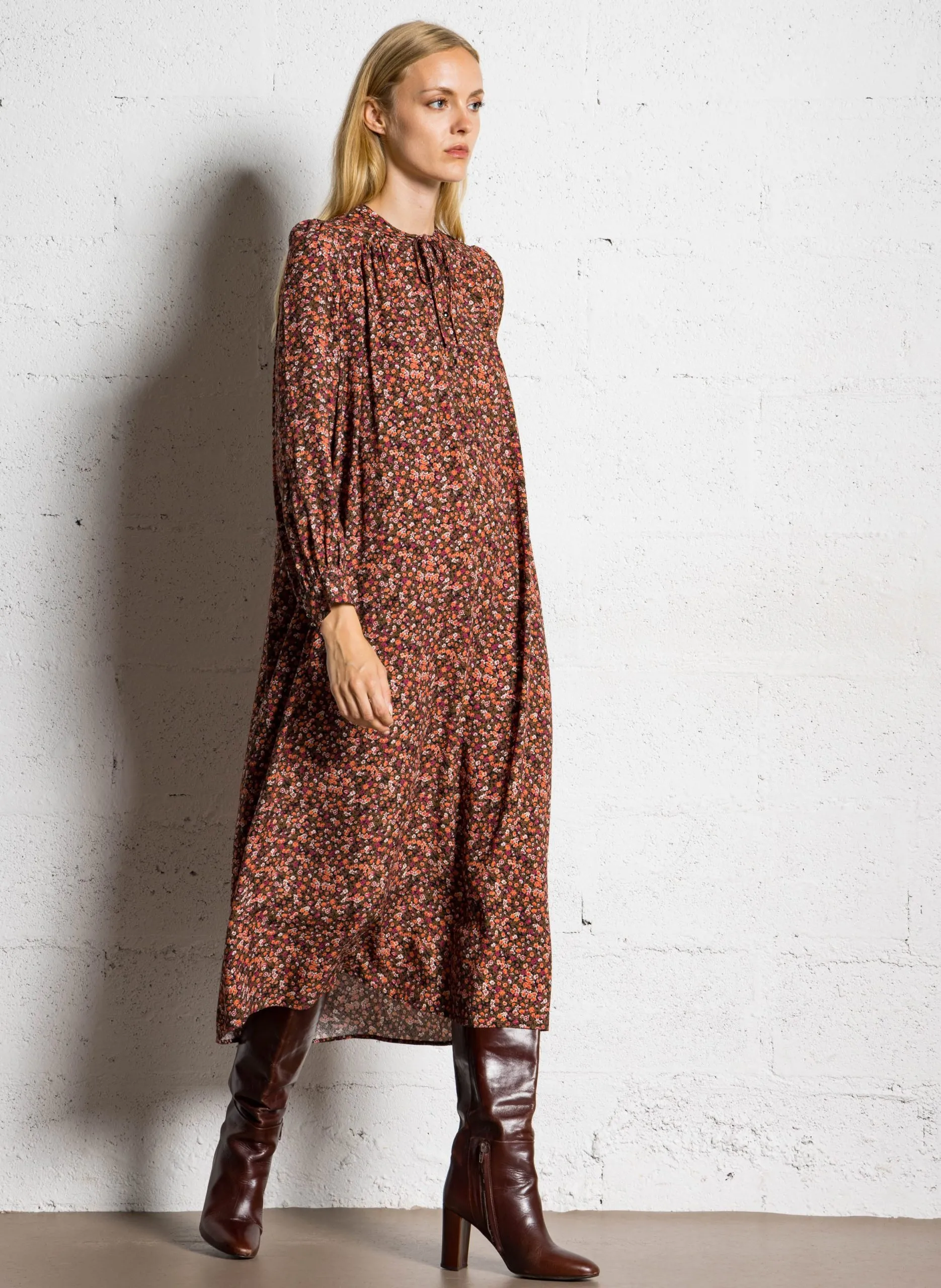 Robe midi col rond à imprimé fleuri Rose ELINOU