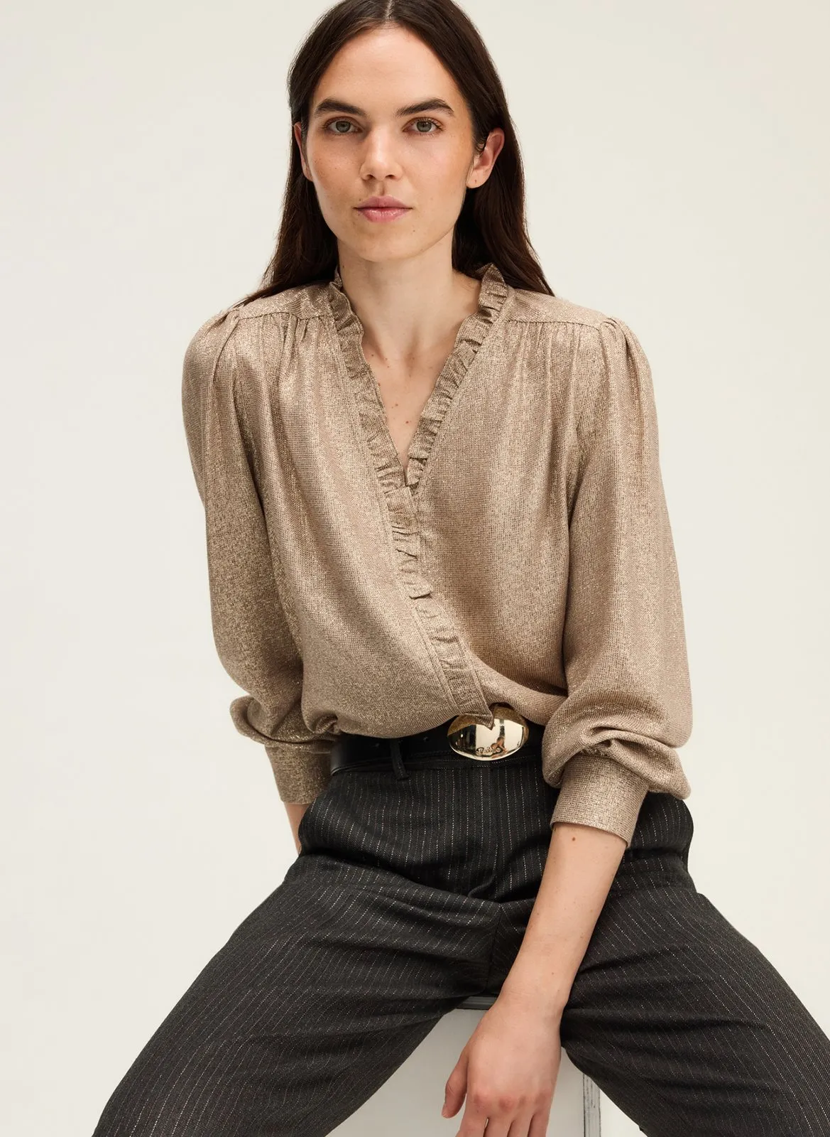 Chemise droite col V brillant Doré ARIANNE