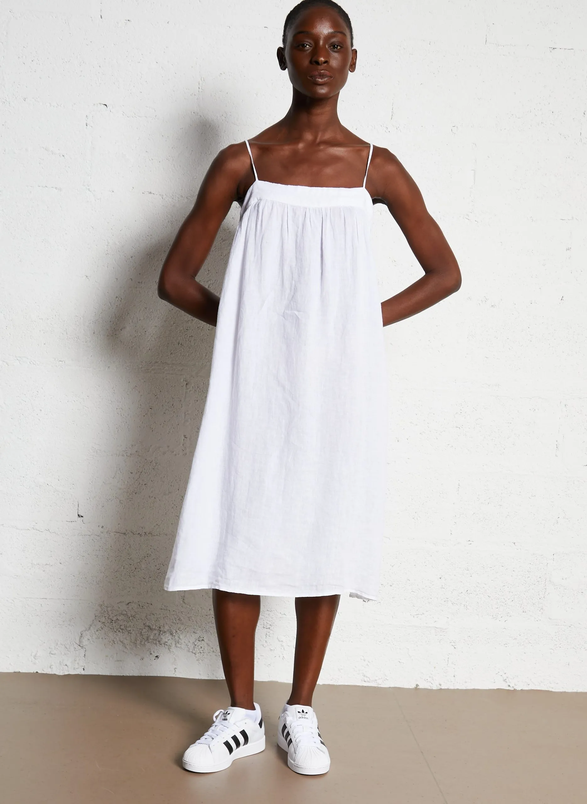 Robe midi fines bretelles en lin Blanc IVYBO