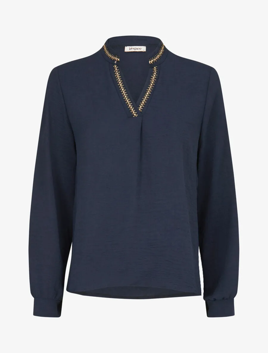 Top uni à col V brodé et irisé - Marine