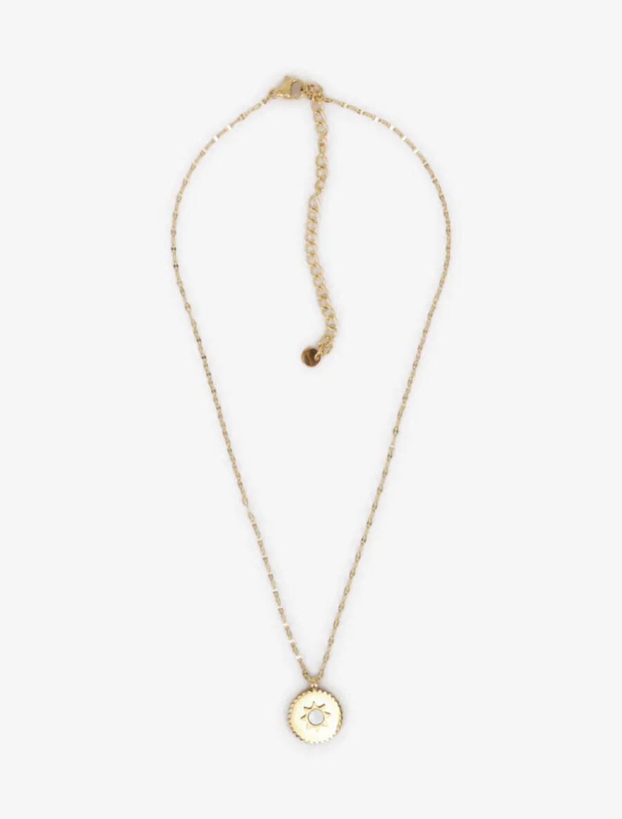 Collier à pendentif rond motif soleil orné d'un strass - Or