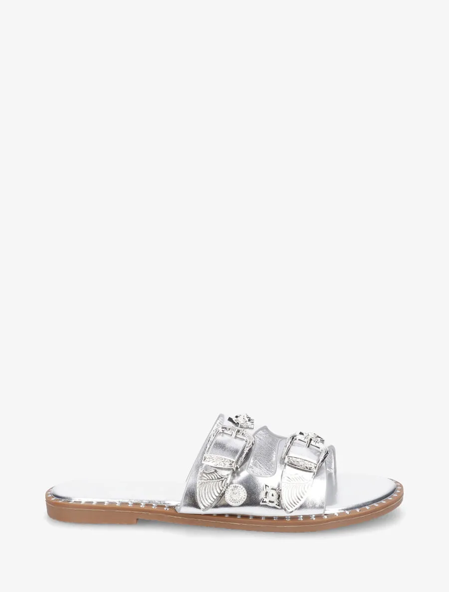 Claquettes en simili à boucles gravées - Argent